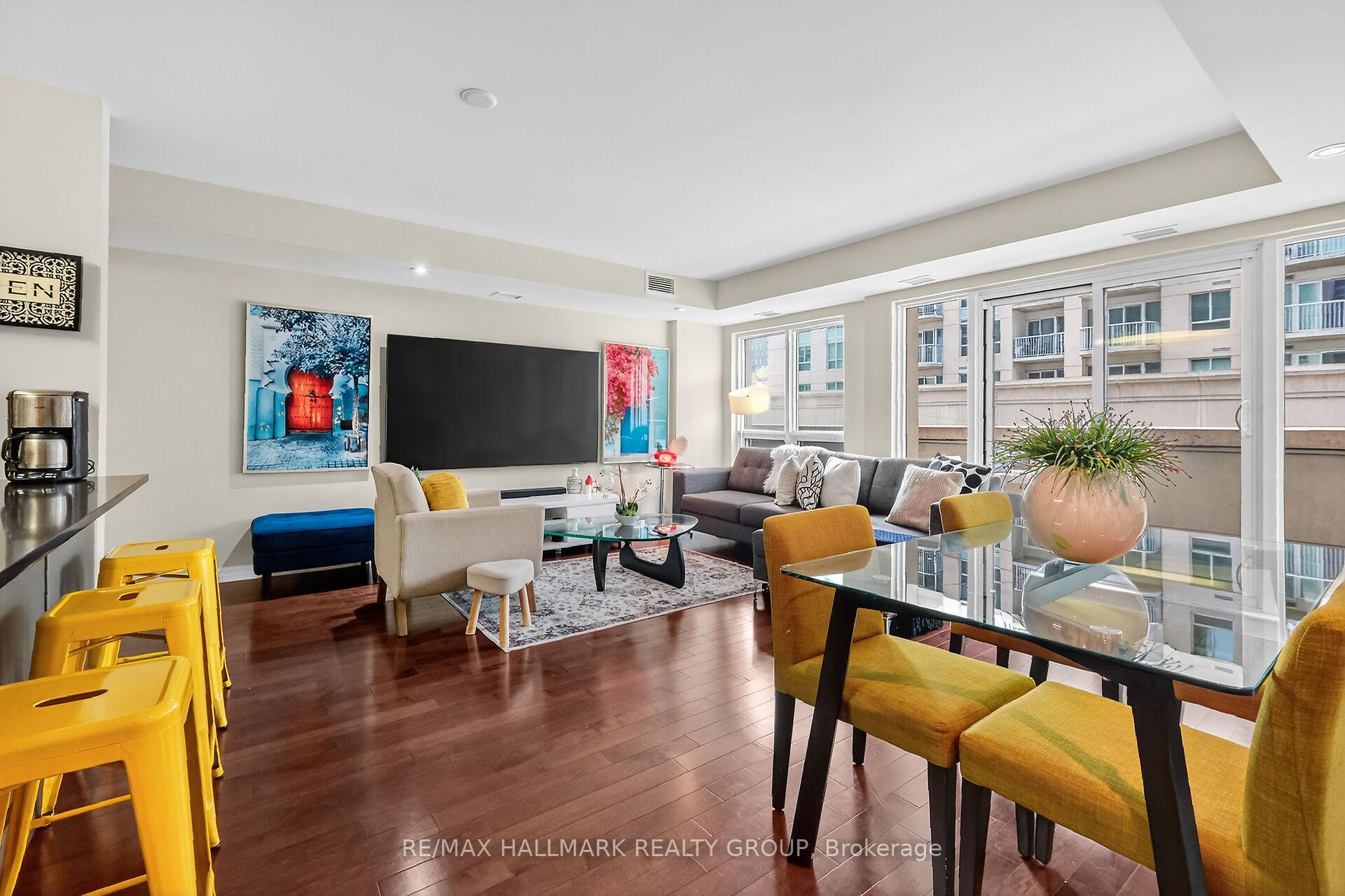 Photo 1 of Unit 206, 242 Rideau Street, Ottawa, Sandy Hill — HOMEH