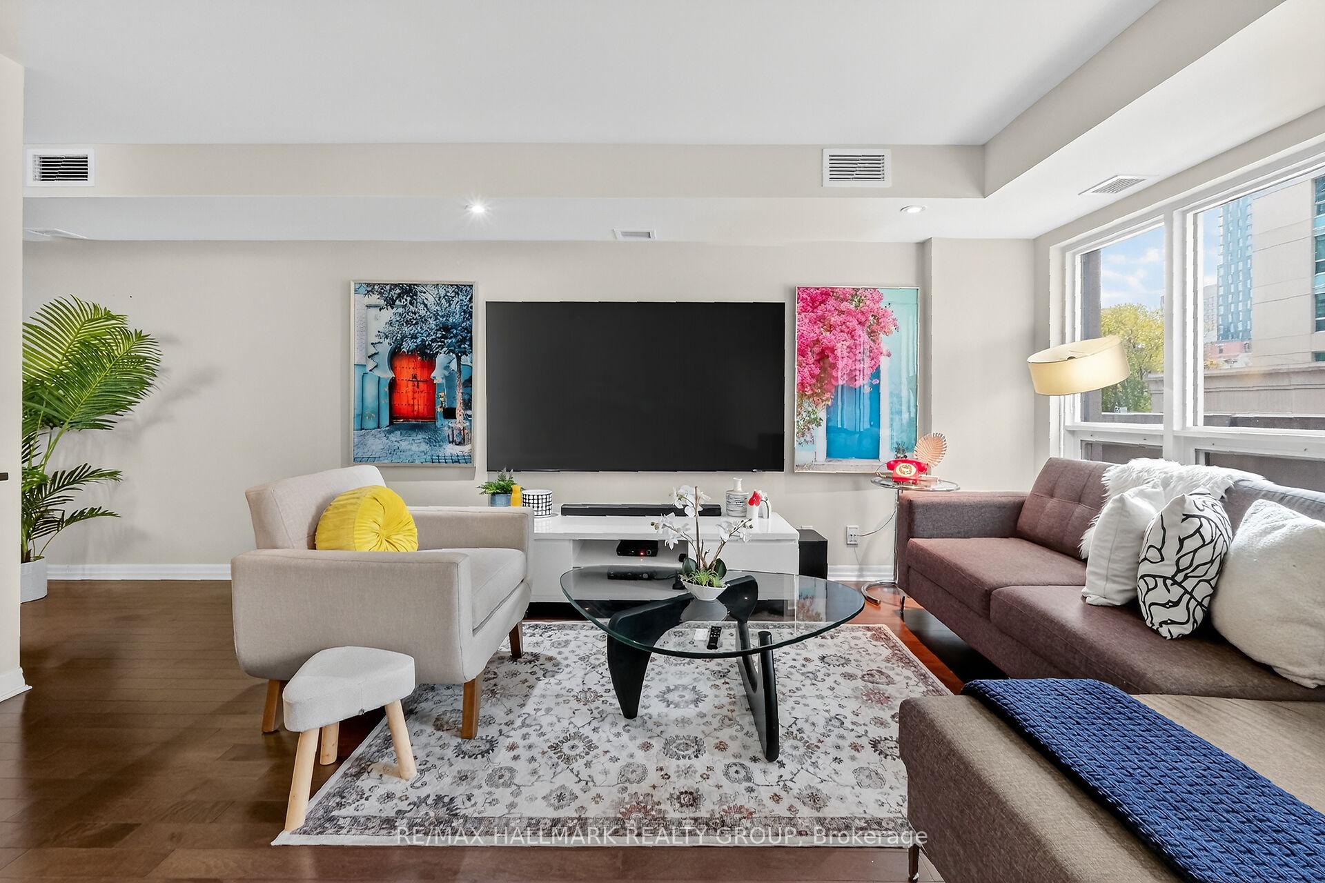 Photo 11 of Unit 206, 242 Rideau Street, Ottawa, Sandy Hill — HOMEH