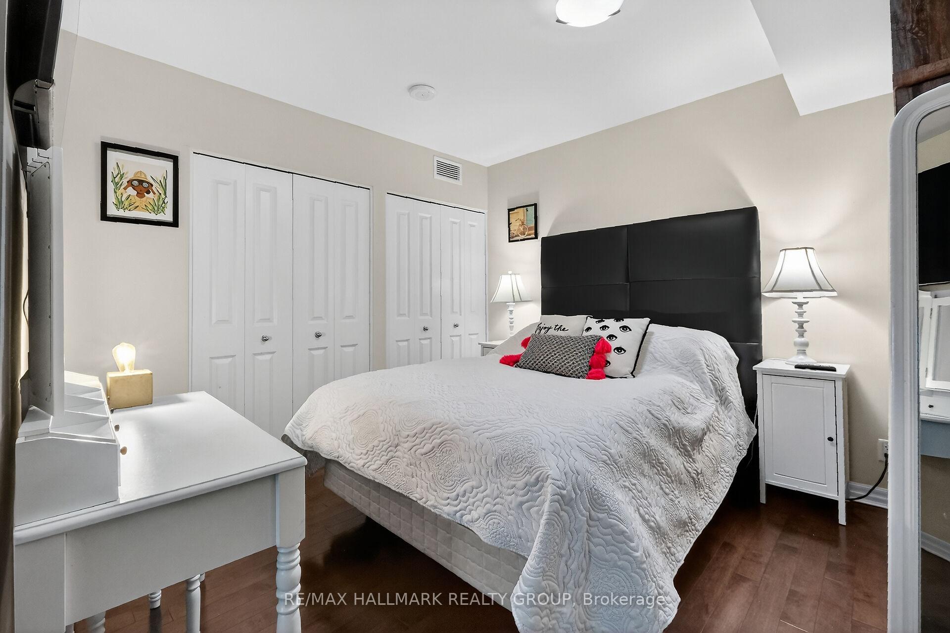 Photo 18 of Unit 206, 242 Rideau Street, Ottawa, Sandy Hill — HOMEH