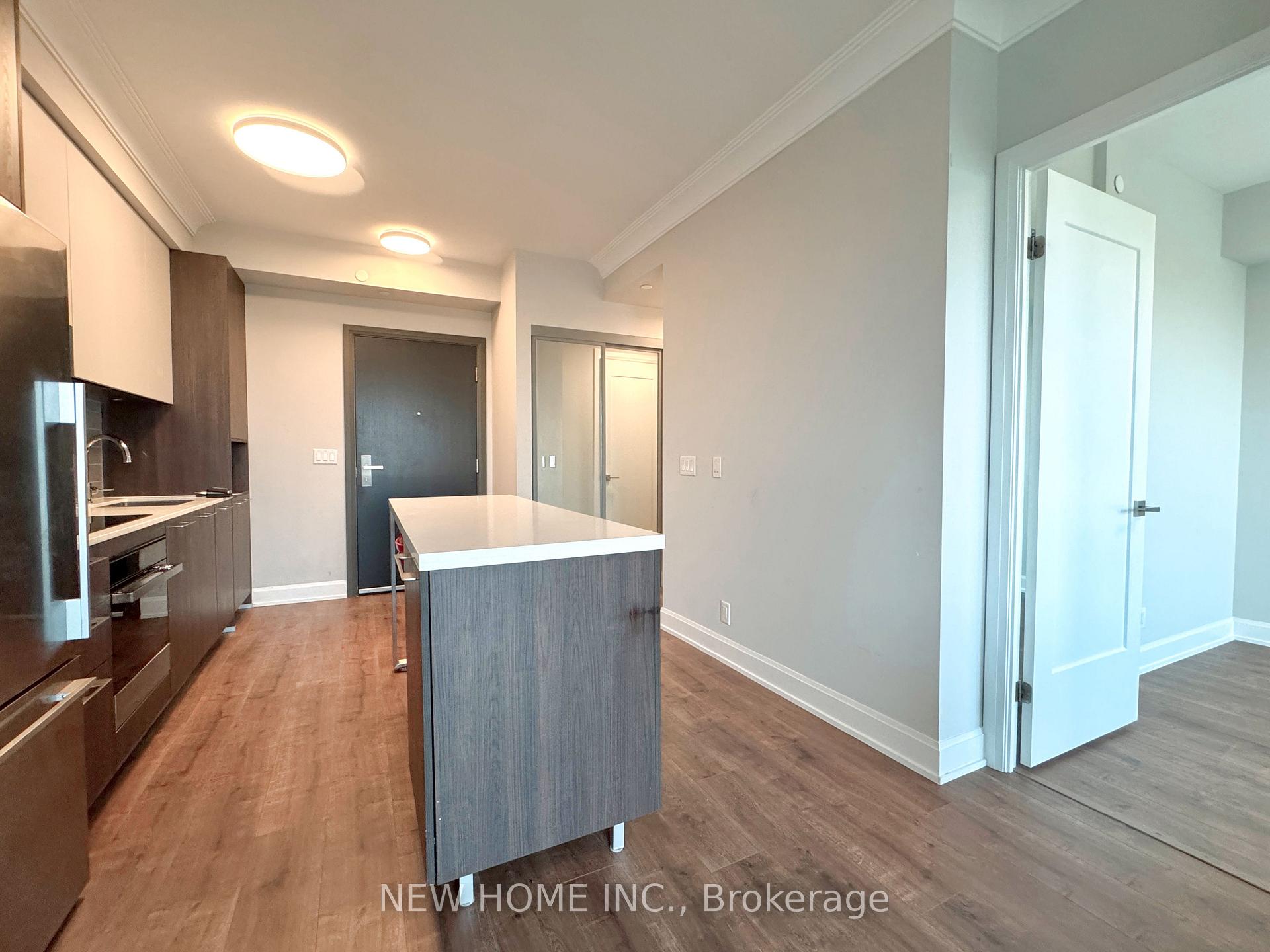 Photo 7 of Unit 802, 8 Water Walk Drive, Markham, Unionville — HOMEH