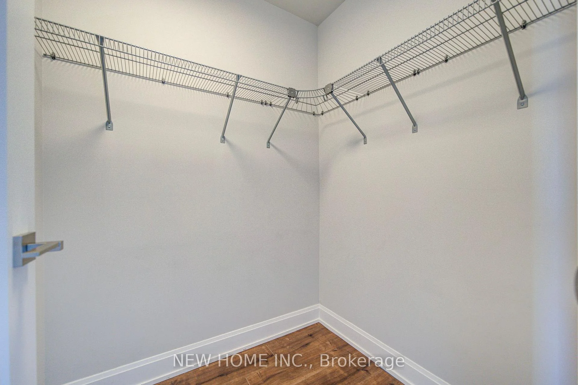 Photo 32 of Unit 802, 8 Water Walk Drive, Markham, Unionville — HOMEH