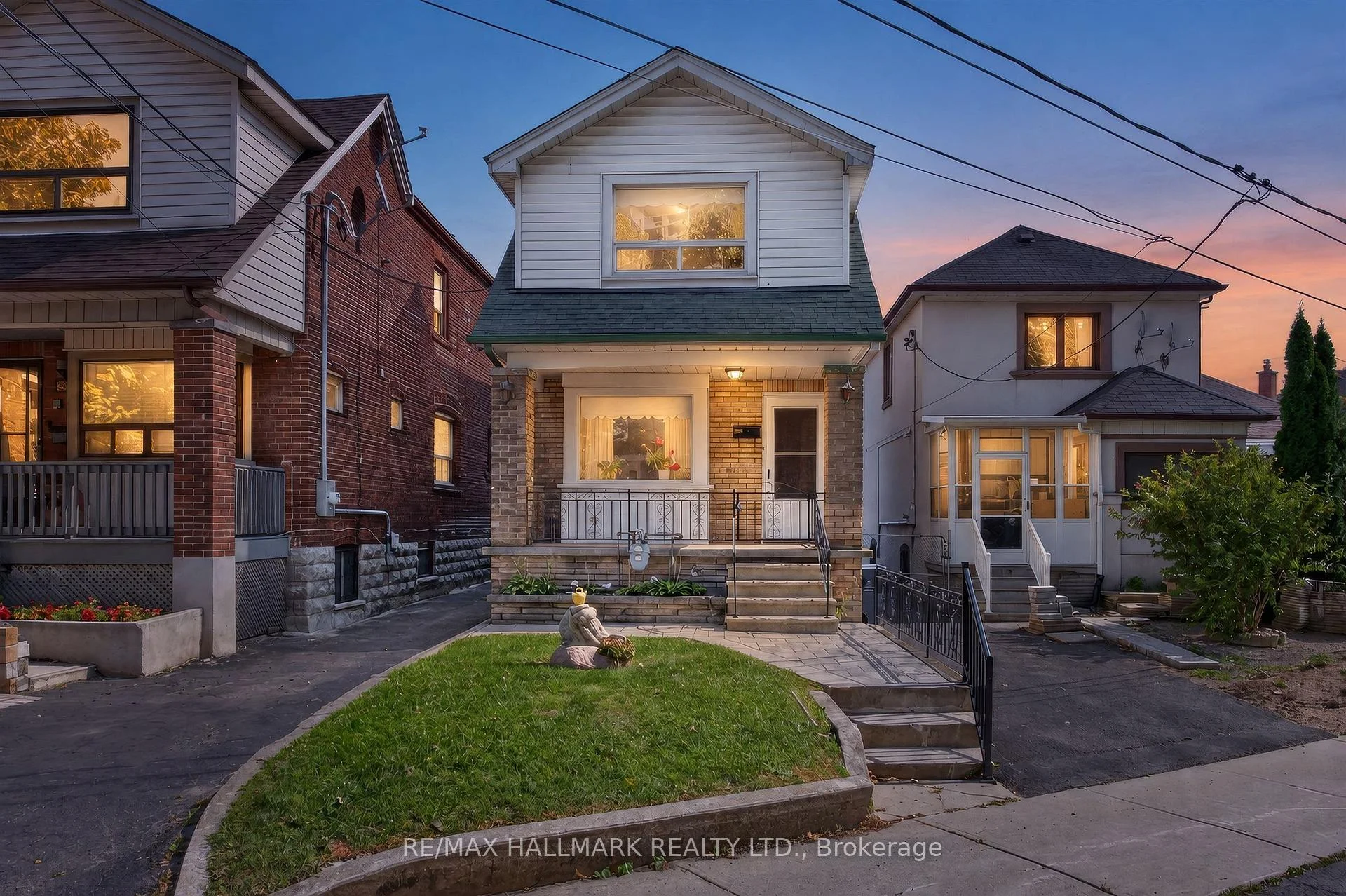 Photo 2 of 631 Lauder Avenue, Toronto, Oakwood Village — HOMEH