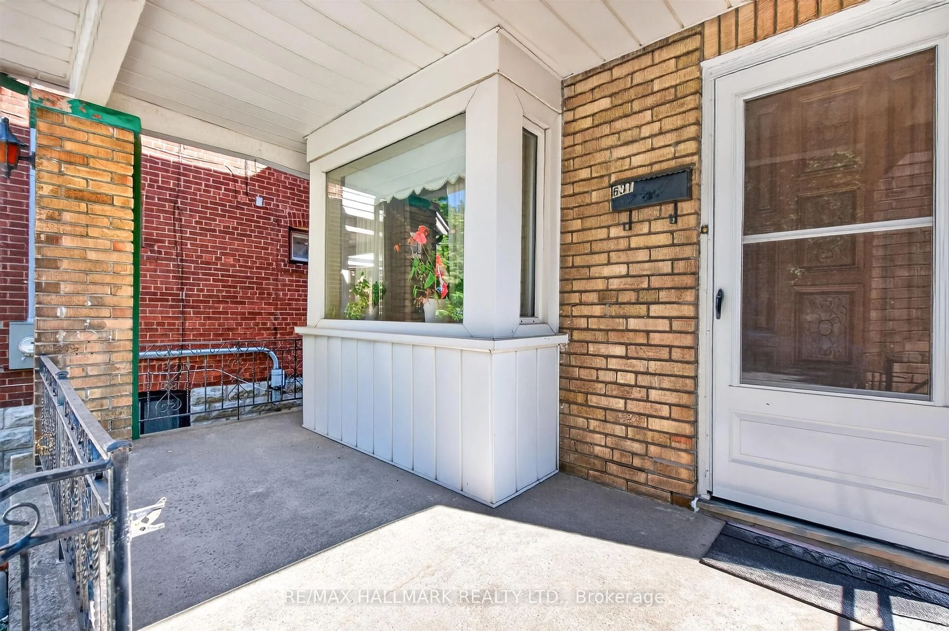 Photo 3 of 631 Lauder Avenue, Toronto, Oakwood Village — HOMEH
