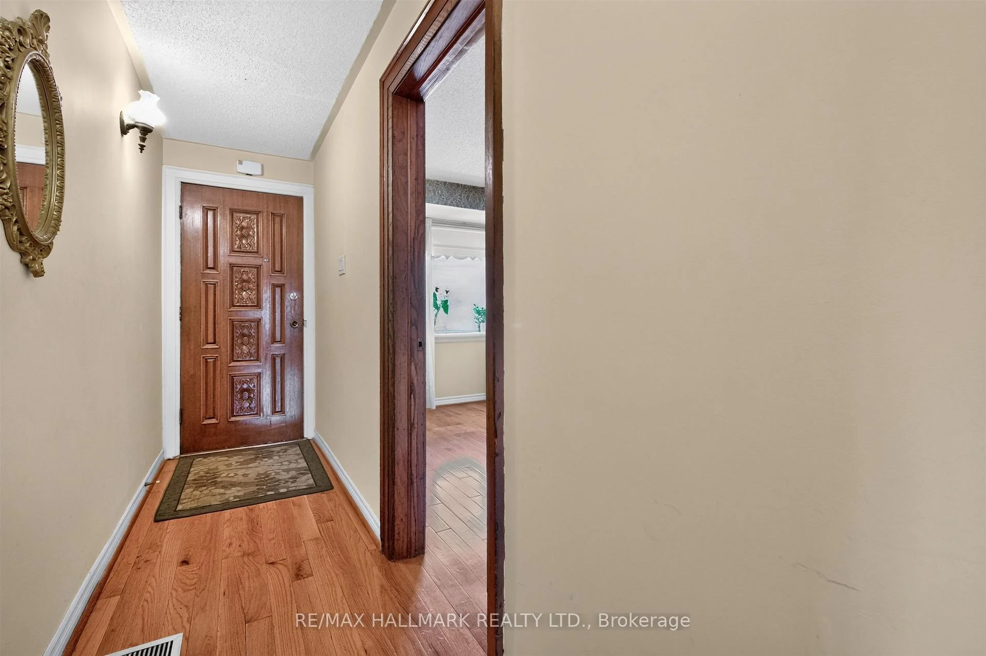 Photo 4 of 631 Lauder Avenue, Toronto, Oakwood Village — HOMEH