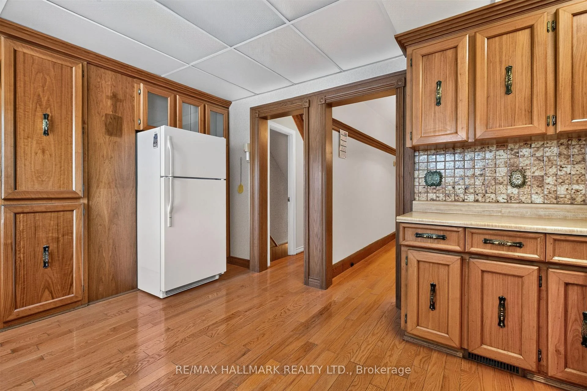 Photo 12 of 631 Lauder Avenue, Toronto, Oakwood Village — HOMEH