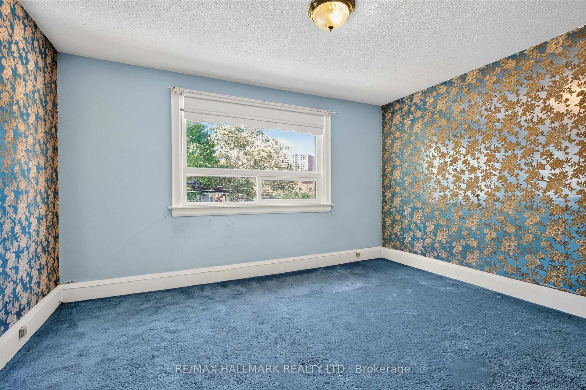 Photo 13 of 631 Lauder Avenue, Toronto, Oakwood Village — HOMEH