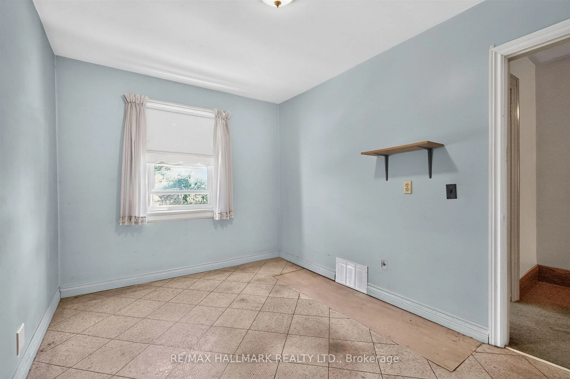 Photo 15 of 631 Lauder Avenue, Toronto, Oakwood Village — HOMEH