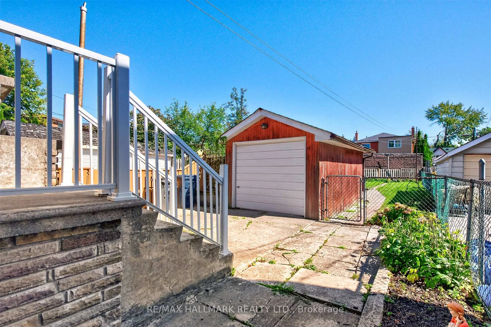 Photo 23 of 631 Lauder Avenue, Toronto, Oakwood Village — HOMEH