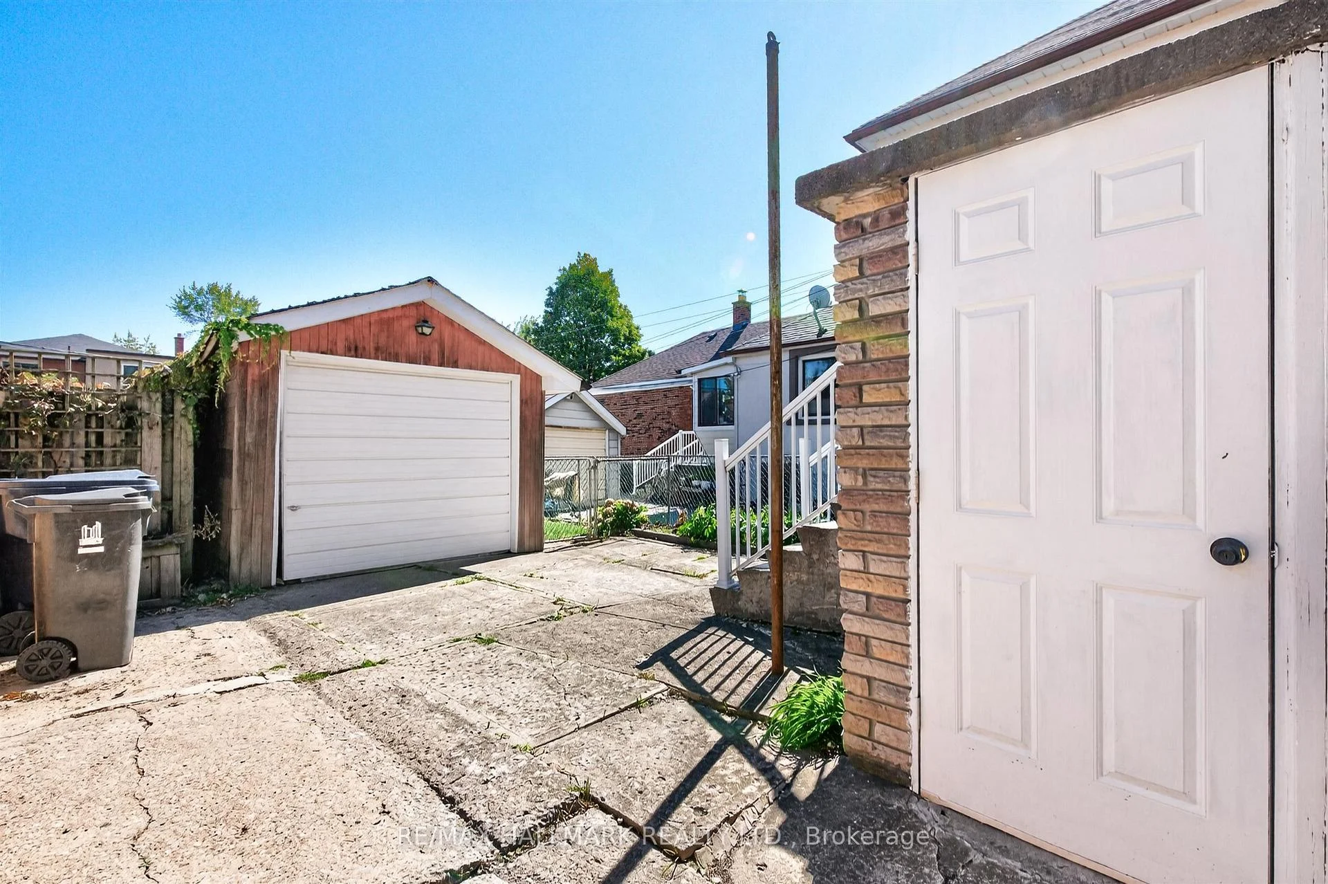 Photo 24 of 631 Lauder Avenue, Toronto, Oakwood Village — HOMEH