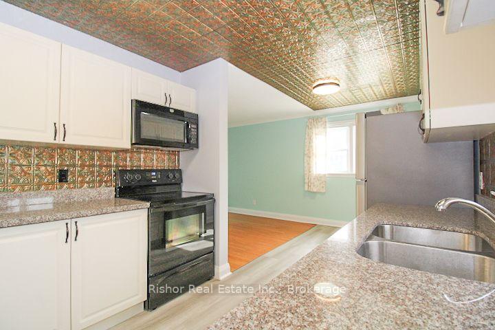 Photo 18 of 813 Rishor Crescent, Peterborough, Northcrest Ward 5 — HOMEH