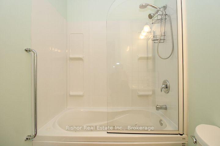 Photo 31 of 813 Rishor Crescent, Peterborough, Northcrest Ward 5 — HOMEH