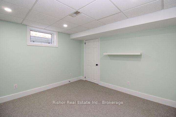 Photo 41 of 813 Rishor Crescent, Peterborough, Northcrest Ward 5 — HOMEH