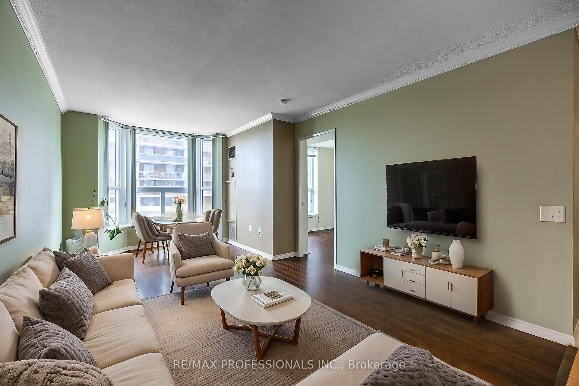 Photo 2 of Unit 207, 11 Thorncliffe Pk Drive, Toronto, Thorncliffe Park — HOMEH