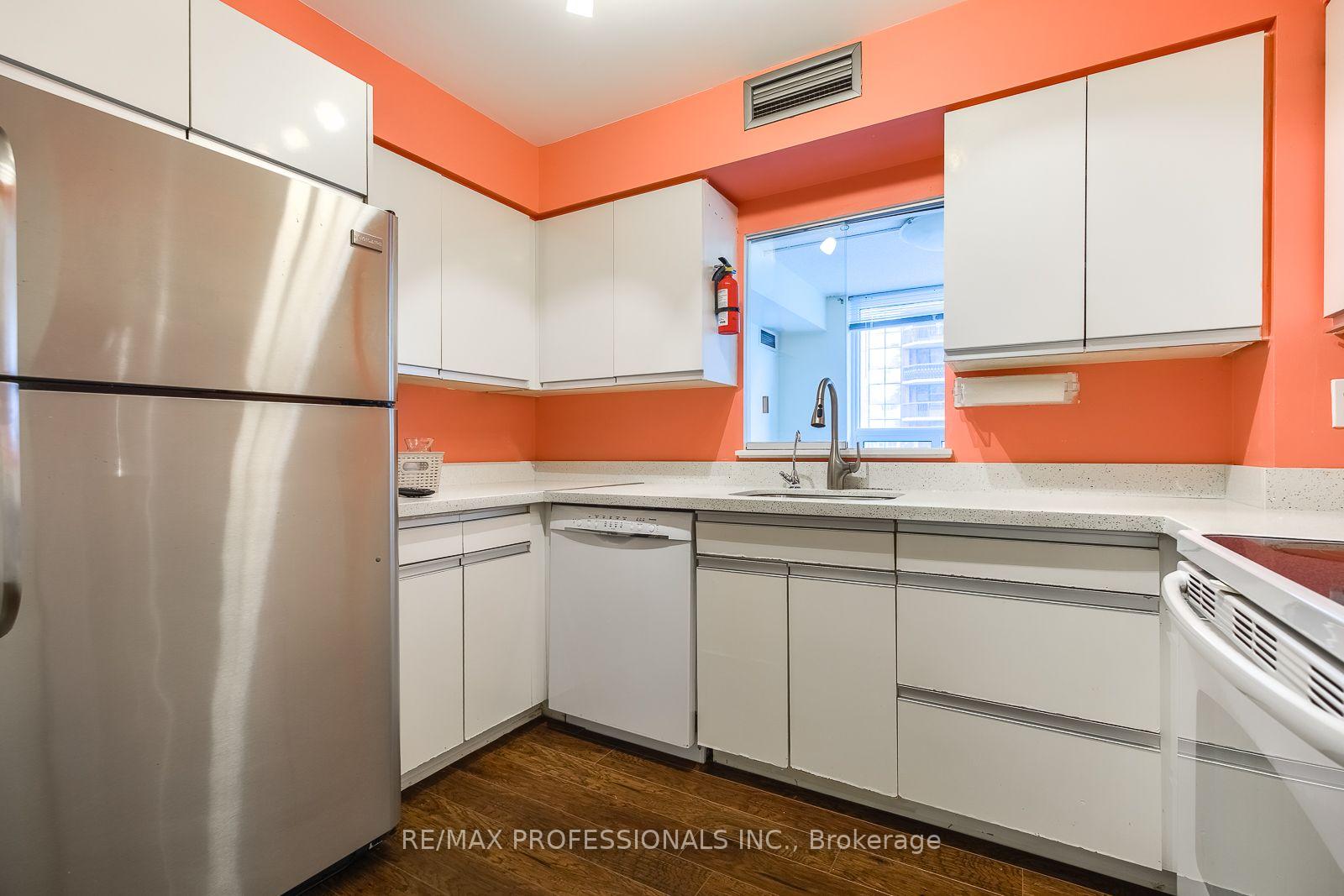 Photo 8 of Unit 207, 11 Thorncliffe Pk Drive, Toronto, Thorncliffe Park — HOMEH