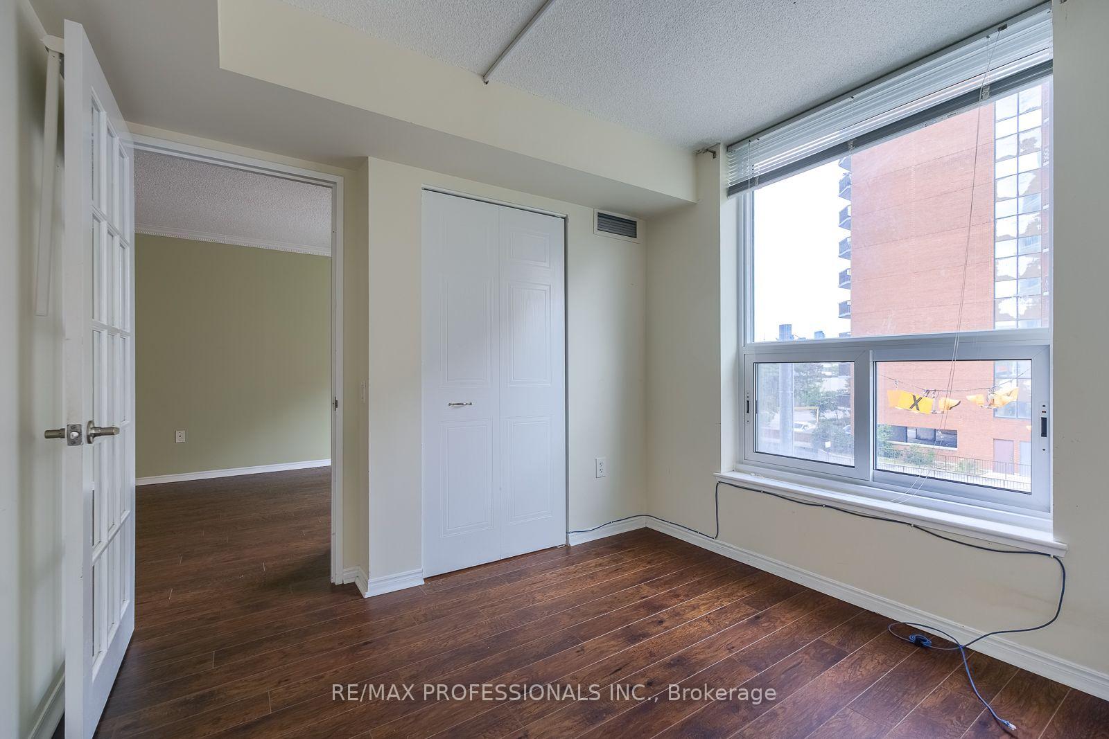 Photo 15 of Unit 207, 11 Thorncliffe Pk Drive, Toronto, Thorncliffe Park — HOMEH
