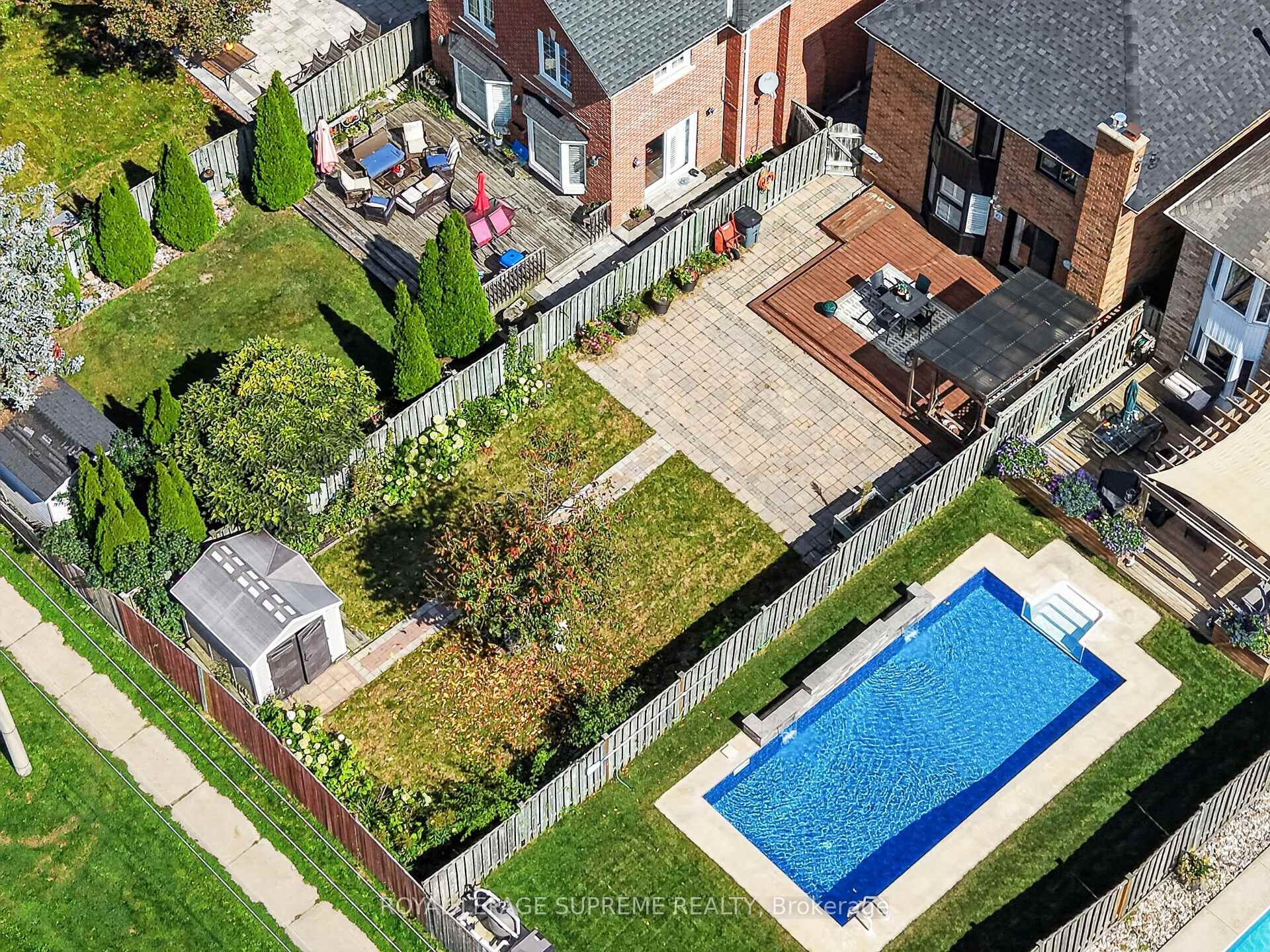 Photo 43 of 1967 Parkside Drive, Pickering, Amberlea — HOMEH