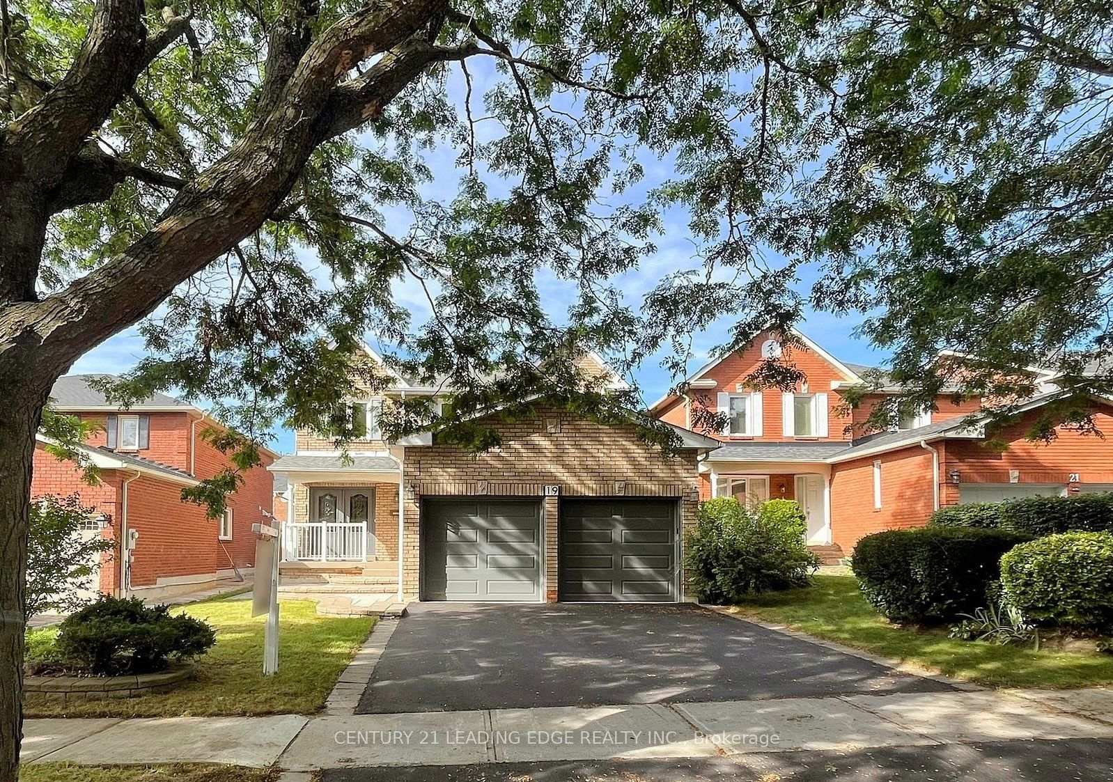 Photo 2 of Unit Bsmt, 19 Mantell Crescent, Ajax, Central West — HOMEH