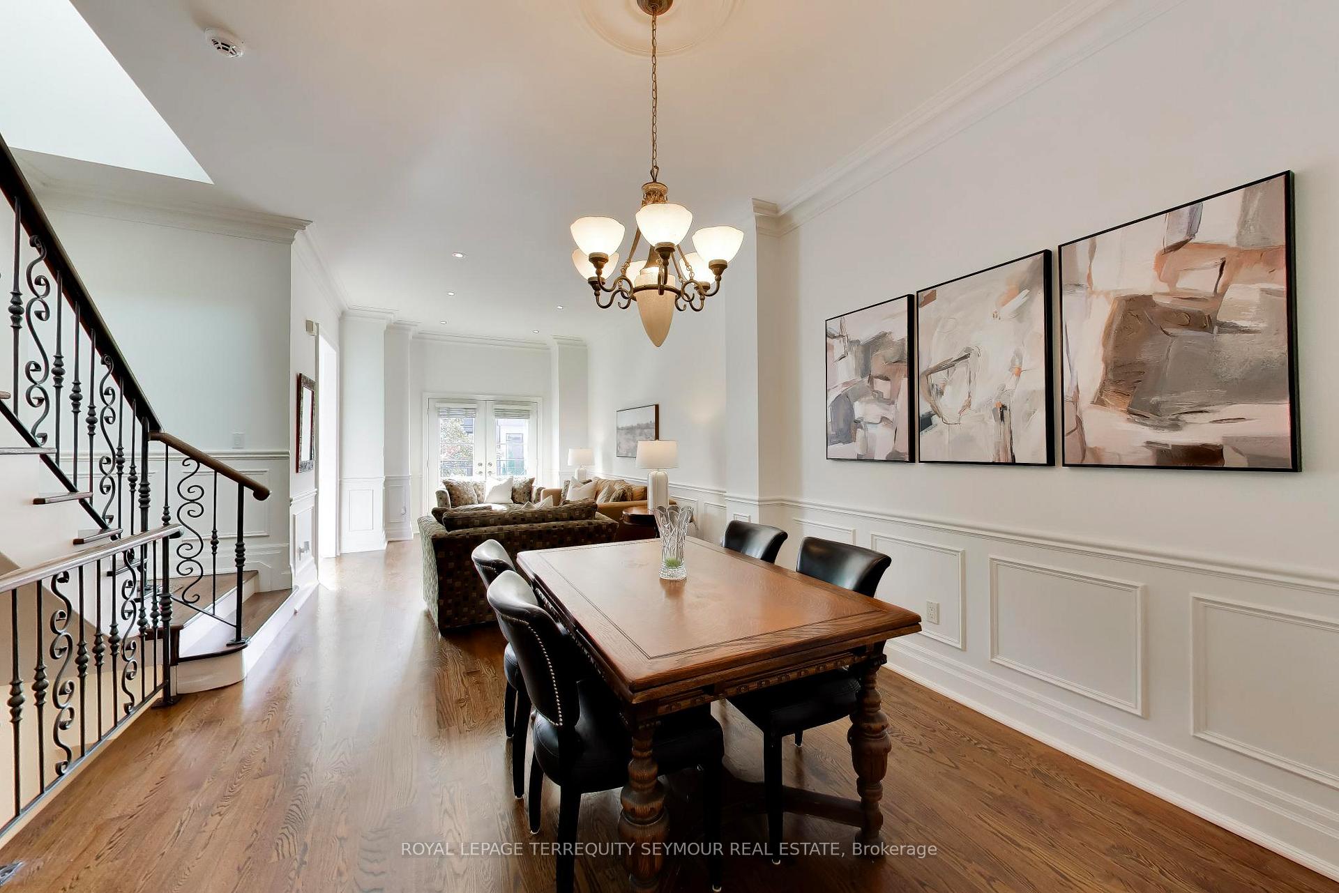 Photo 8 of 130A Belsize Drive, Toronto, Mount Pleasant West — HOMEH