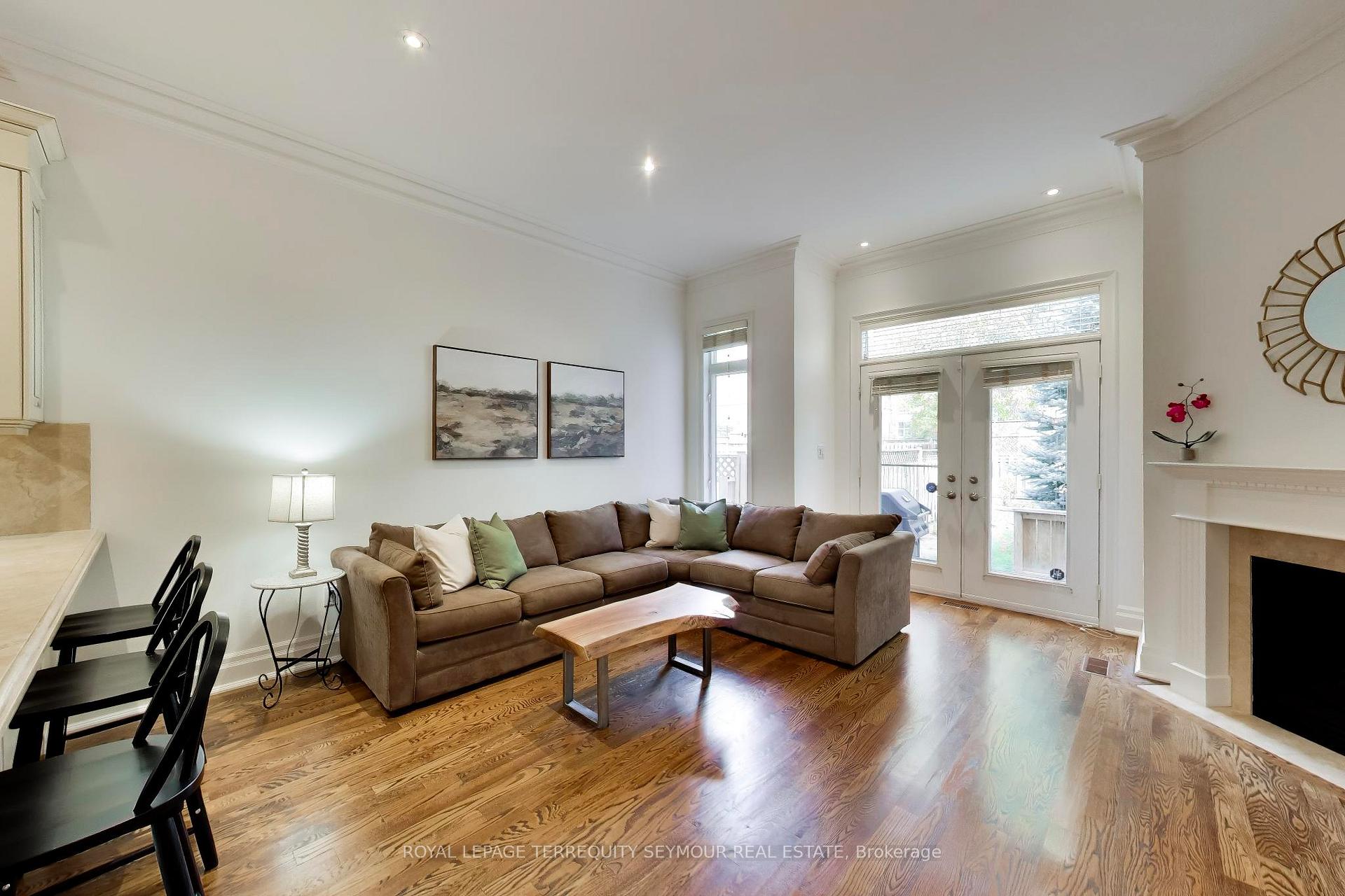 Photo 13 of 130A Belsize Drive, Toronto, Mount Pleasant West — HOMEH