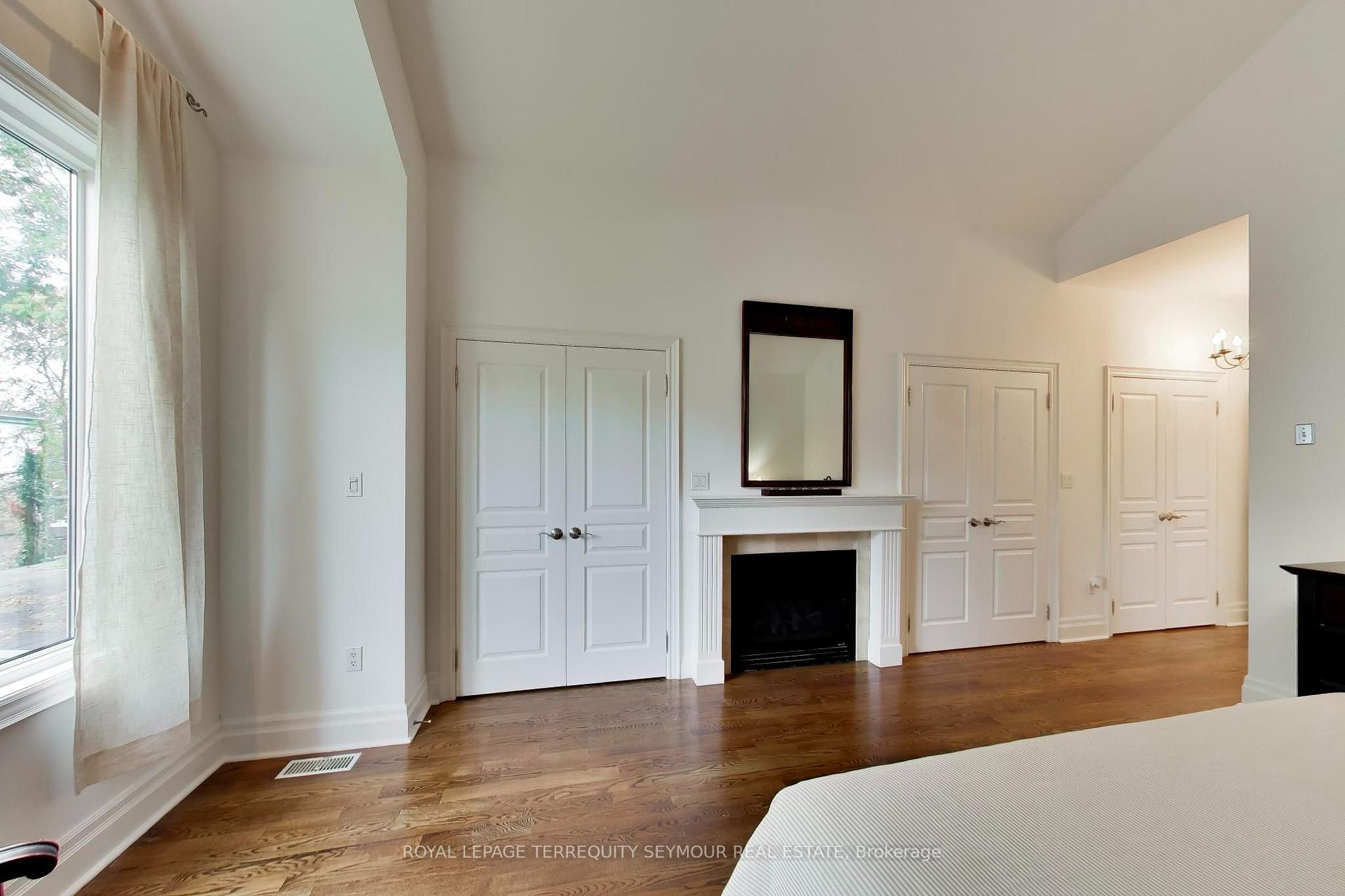 Photo 20 of 130A Belsize Drive, Toronto, Mount Pleasant West — HOMEH