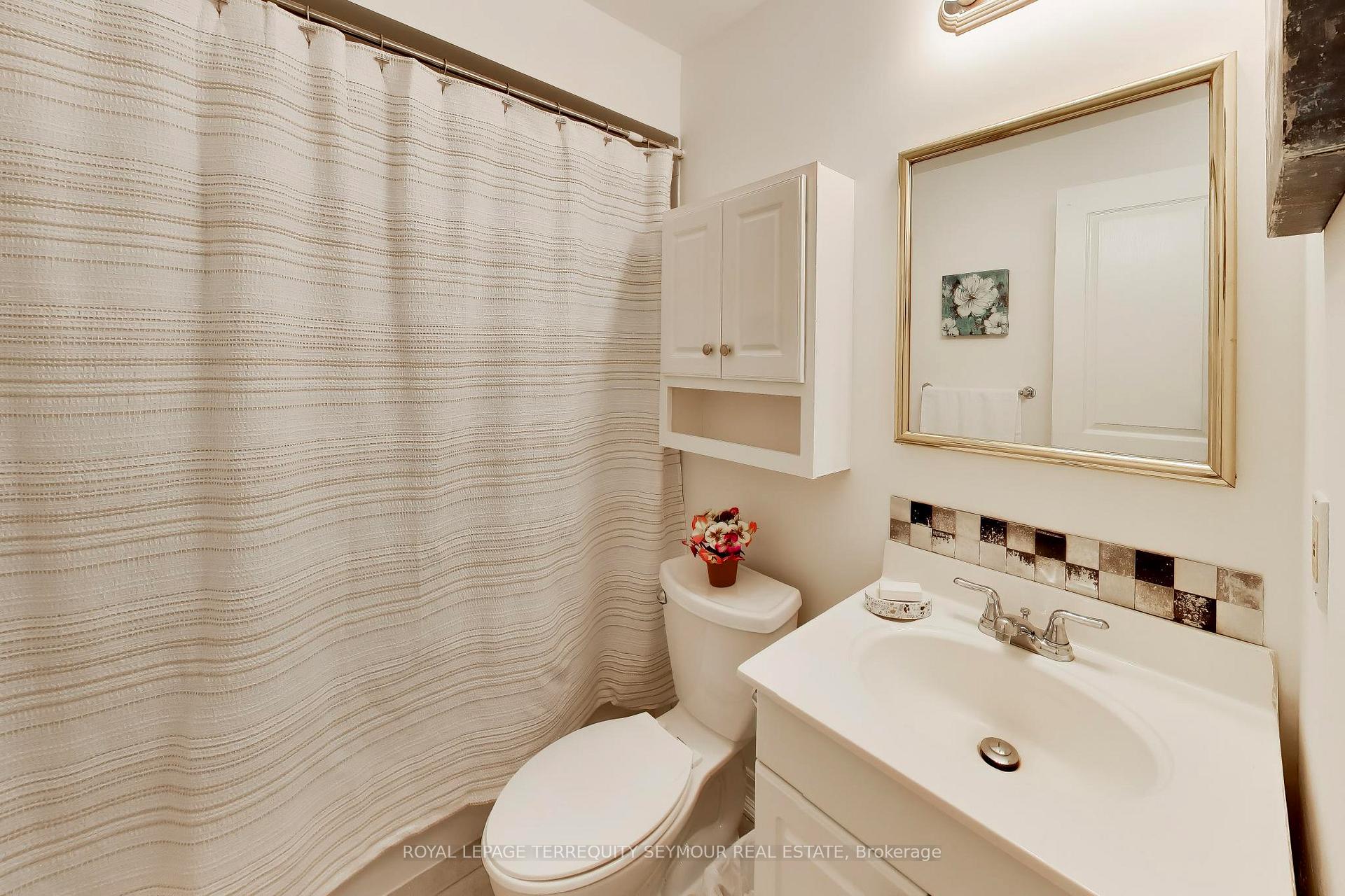 Photo 32 of 130A Belsize Drive, Toronto, Mount Pleasant West — HOMEH