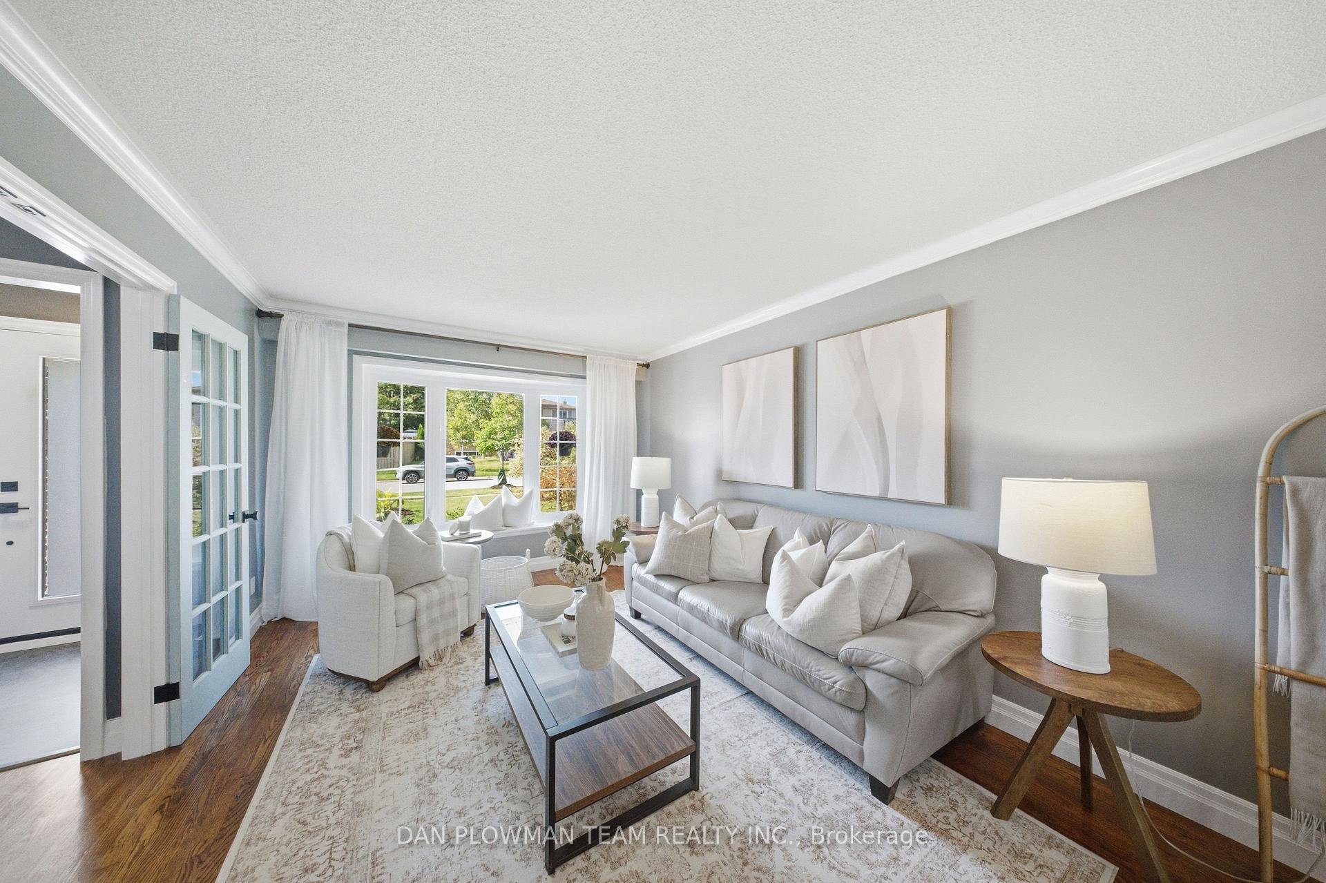 Photo 6 of 17 Rhonda Boulevard, Clarington, Bowmanville — HOMEH