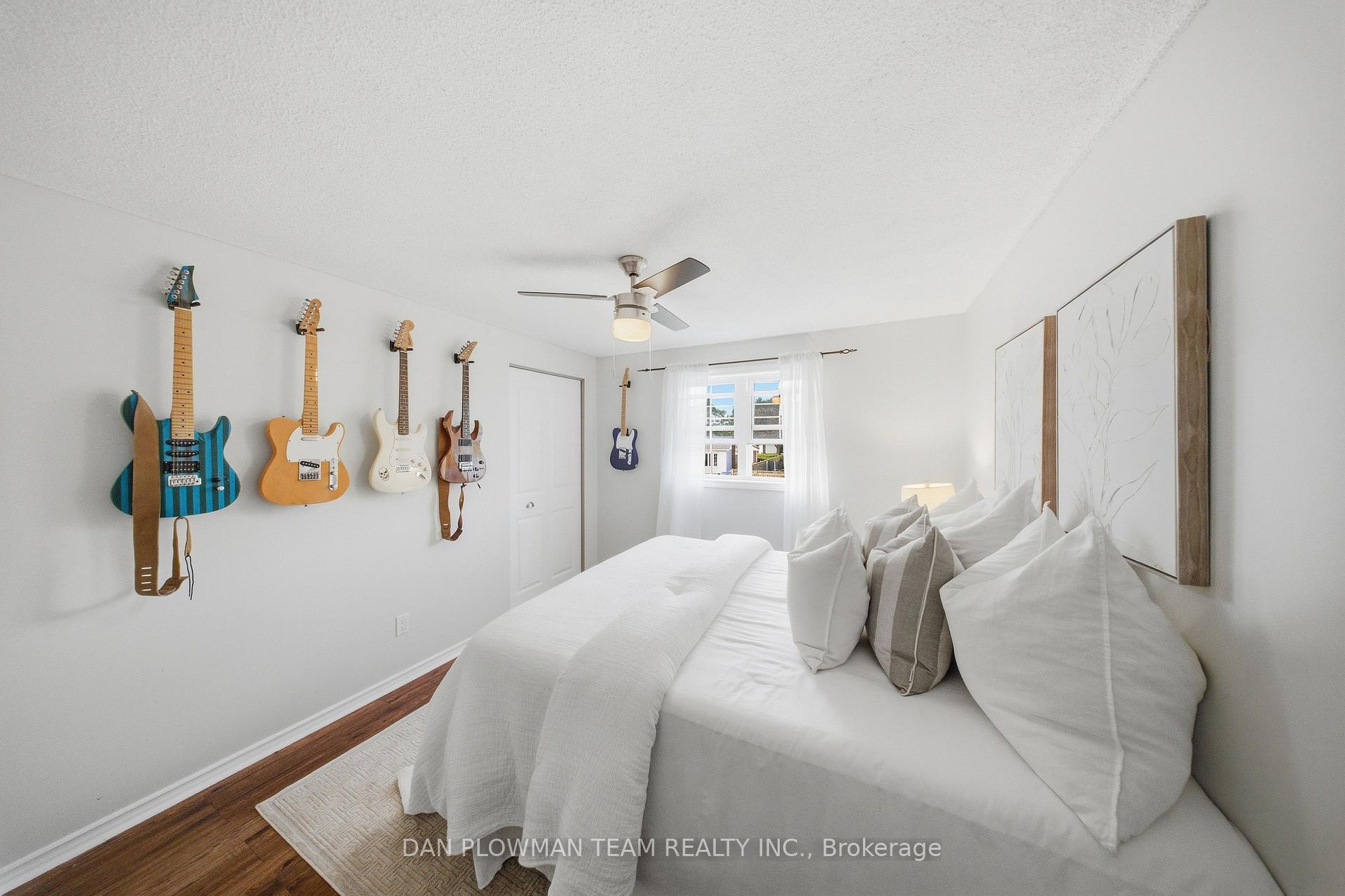 Photo 24 of 17 Rhonda Boulevard, Clarington, Bowmanville — HOMEH