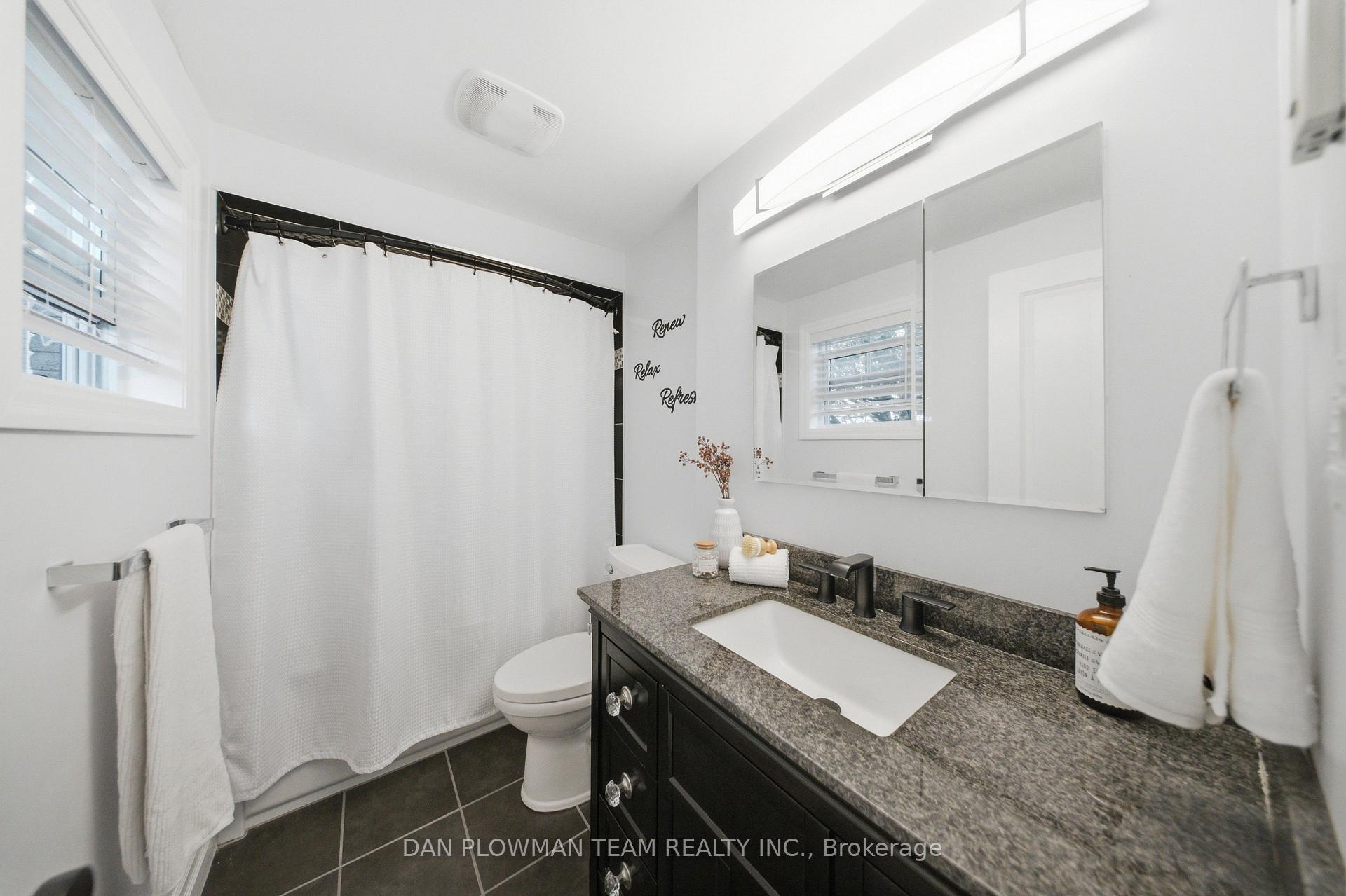 Photo 26 of 17 Rhonda Boulevard, Clarington, Bowmanville — HOMEH
