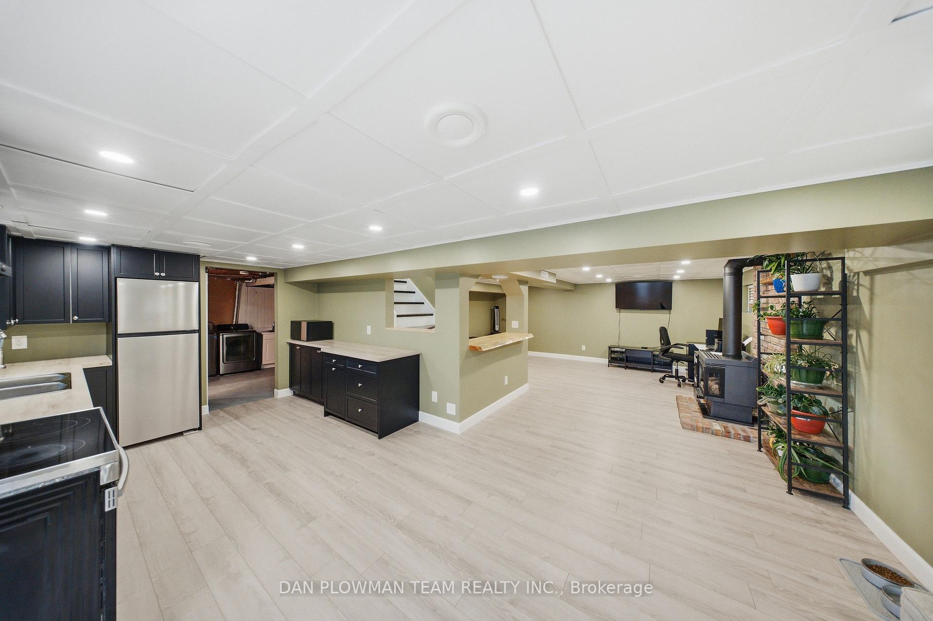 Photo 29 of 17 Rhonda Boulevard, Clarington, Bowmanville — HOMEH