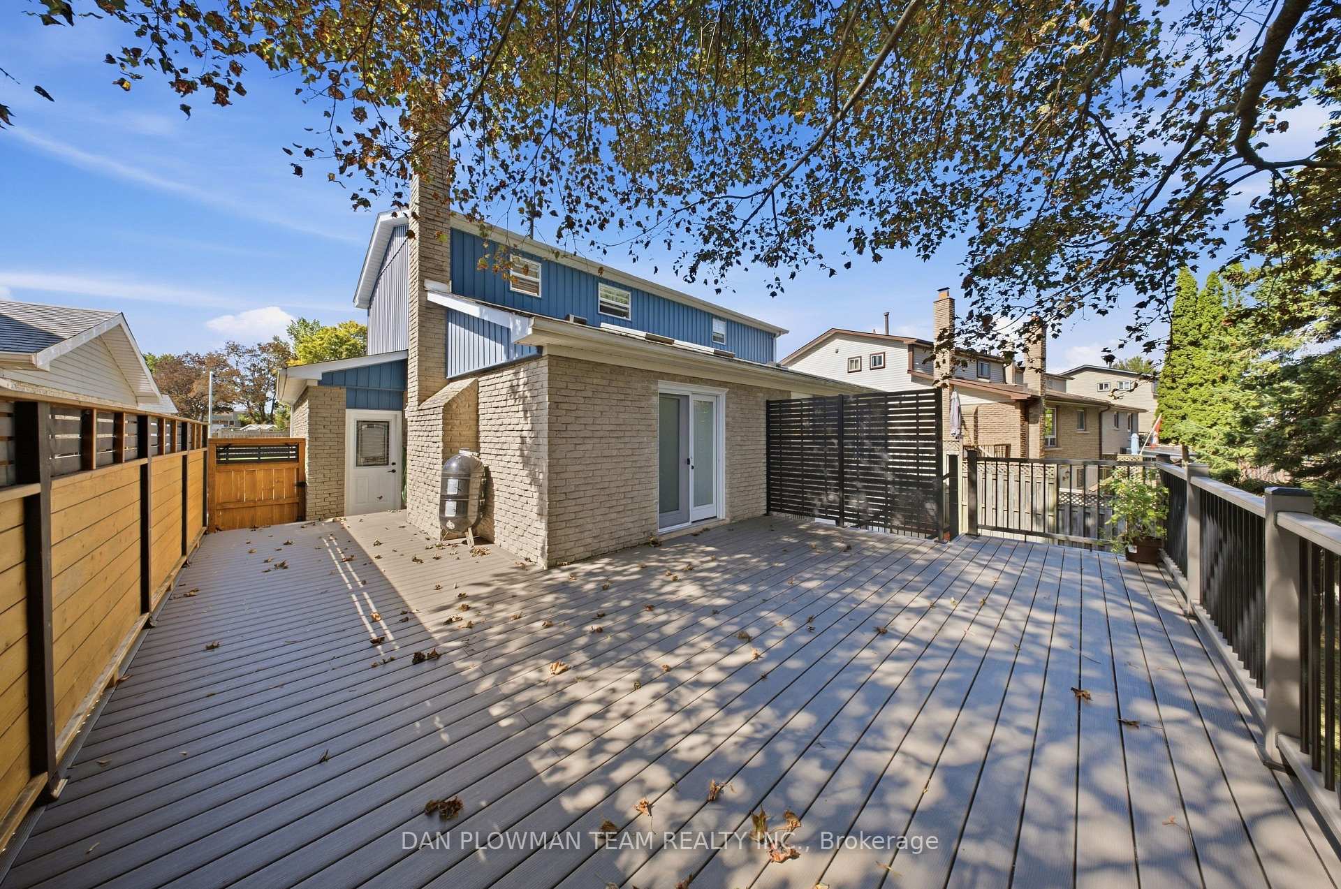 Photo 35 of 17 Rhonda Boulevard, Clarington, Bowmanville — HOMEH