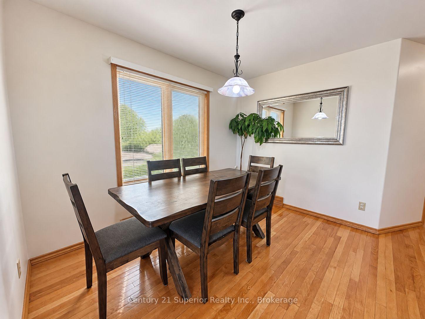 Photo 8 of 167 Lynx Crescent, Thunder Bay, Parkdale — HOMEH