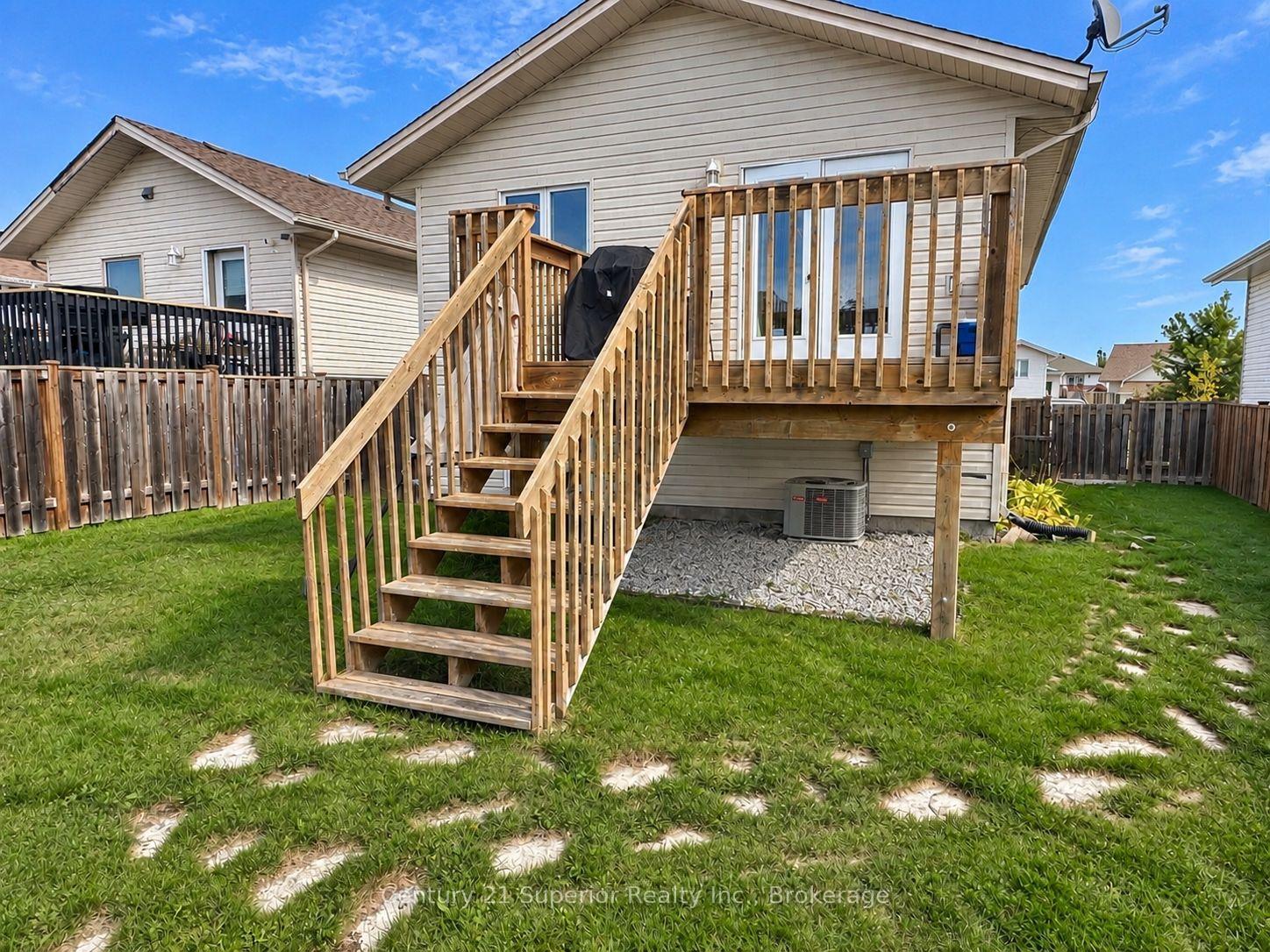 Photo 36 of 167 Lynx Crescent, Thunder Bay, Parkdale — HOMEH