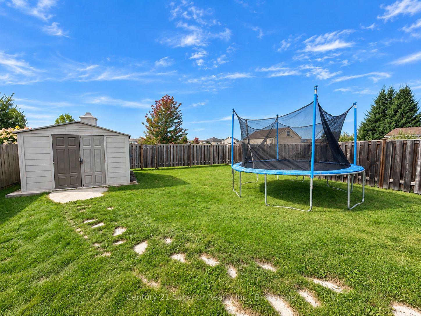 Photo 37 of 167 Lynx Crescent, Thunder Bay, Parkdale — HOMEH