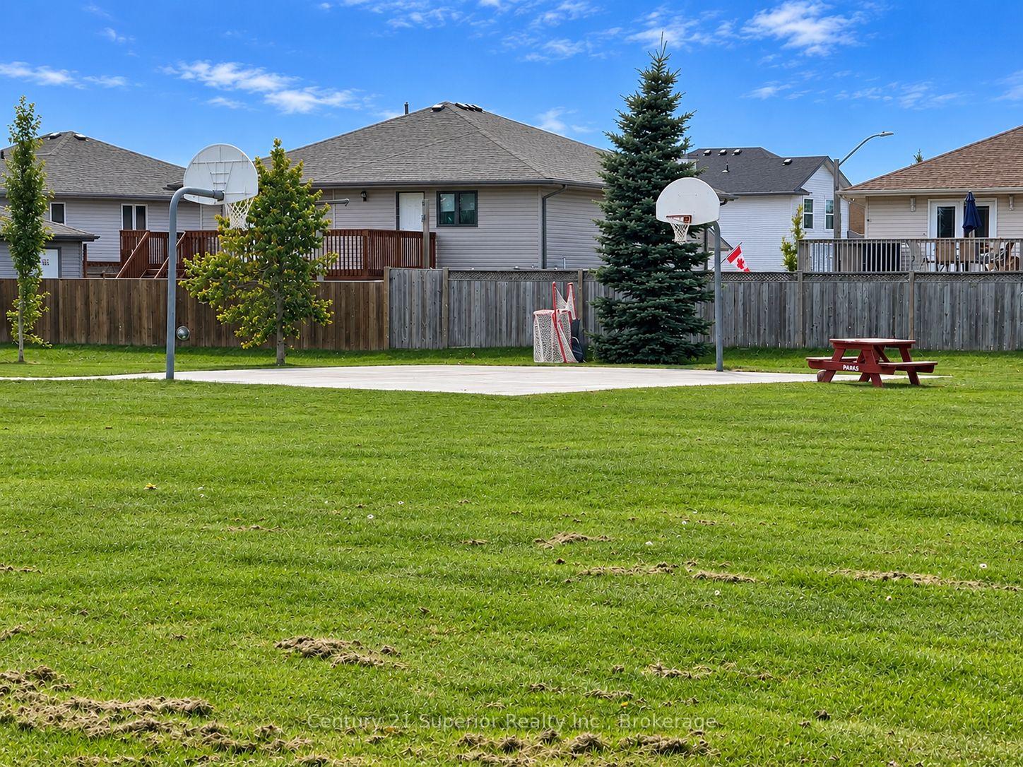 Photo 44 of 167 Lynx Crescent, Thunder Bay, Parkdale — HOMEH