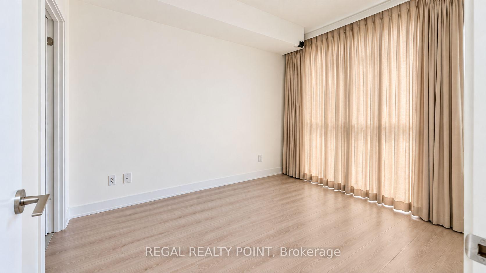Photo 7 of Unit 321, 169 Fort York Boulevard, Toronto, Niagara — HOMEH