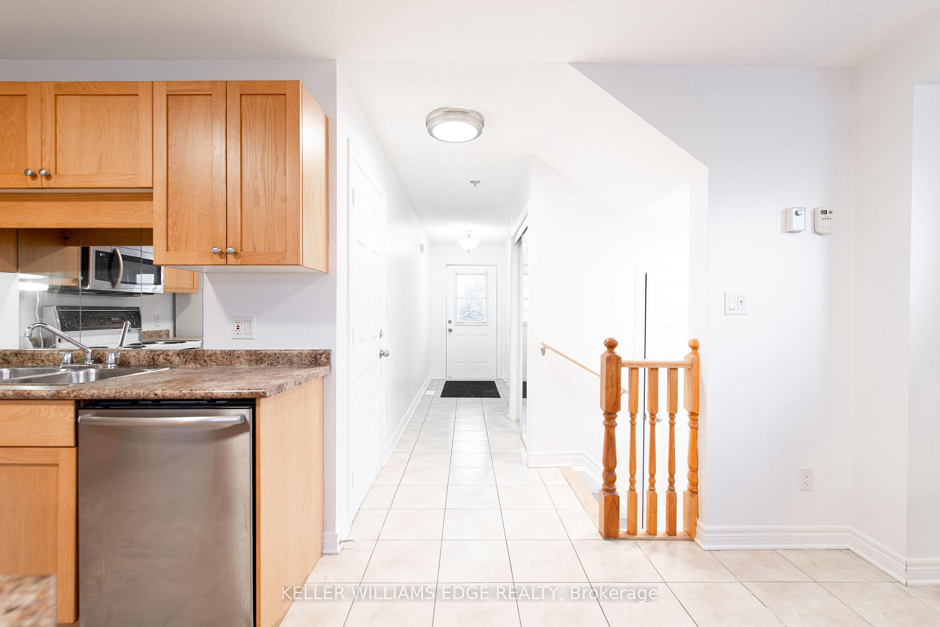 Photo 13 of Unit Room E, 119 Summers Drive, Thorold, Confederation Heights — HOMEH