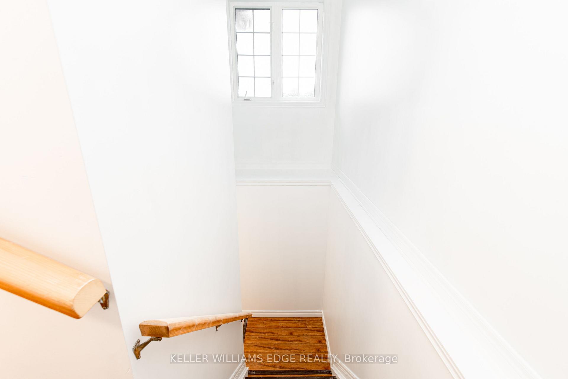 Photo 17 of Unit Room E, 119 Summers Drive, Thorold, Confederation Heights — HOMEH