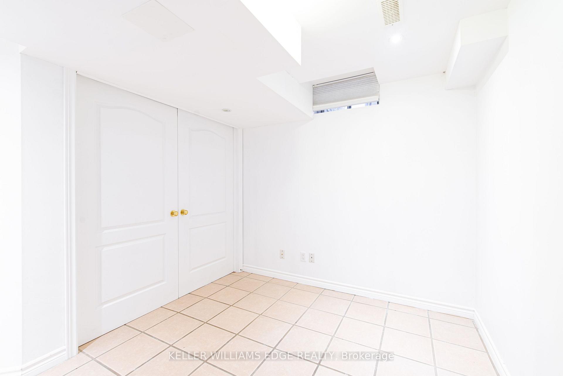Photo 28 of Unit Room E, 119 Summers Drive, Thorold, Confederation Heights — HOMEH