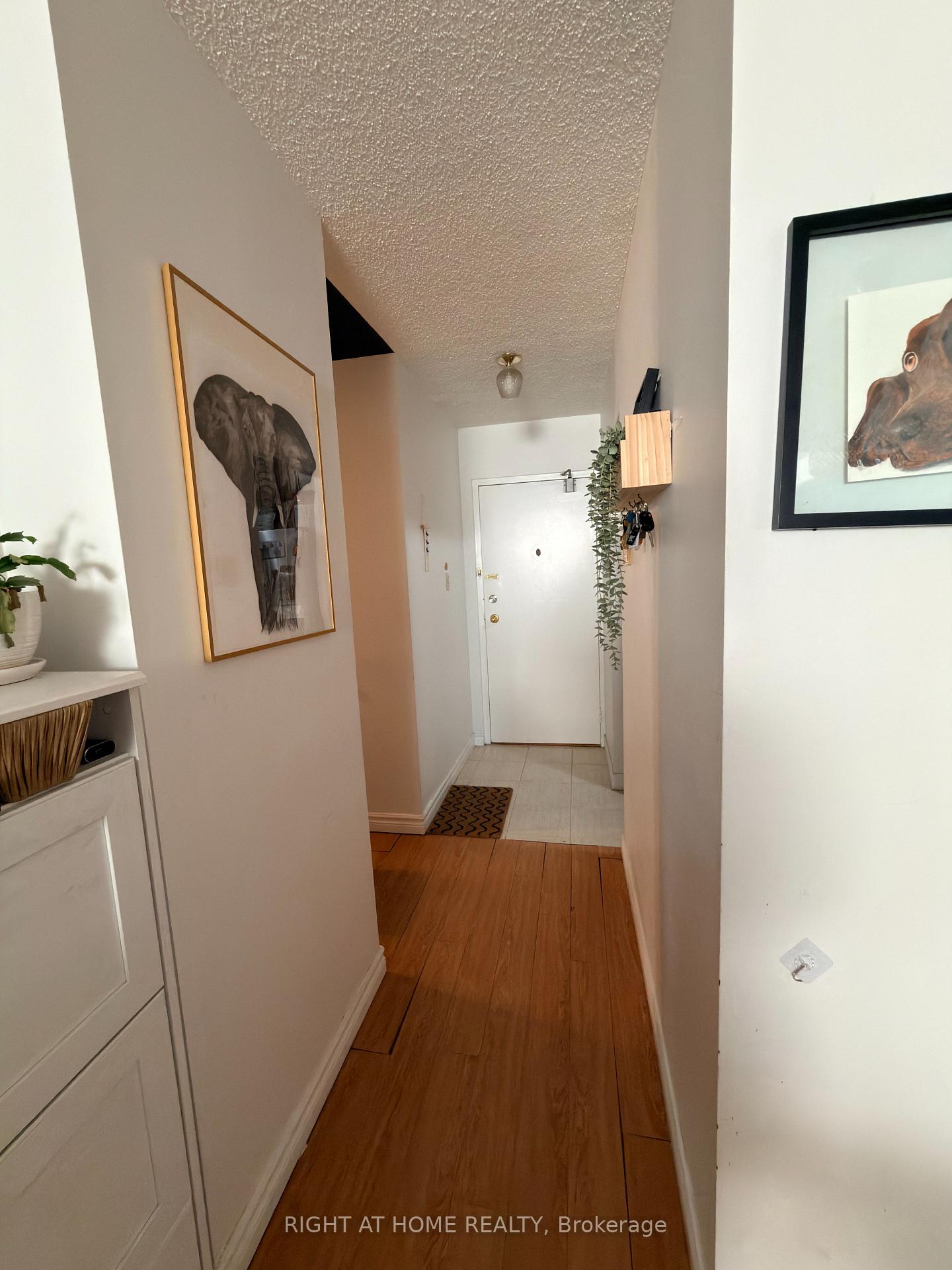 Photo 11 of Unit #208, 2500 Bridletowne Circle, Scarborough, L'Amoreaux — HOMEH