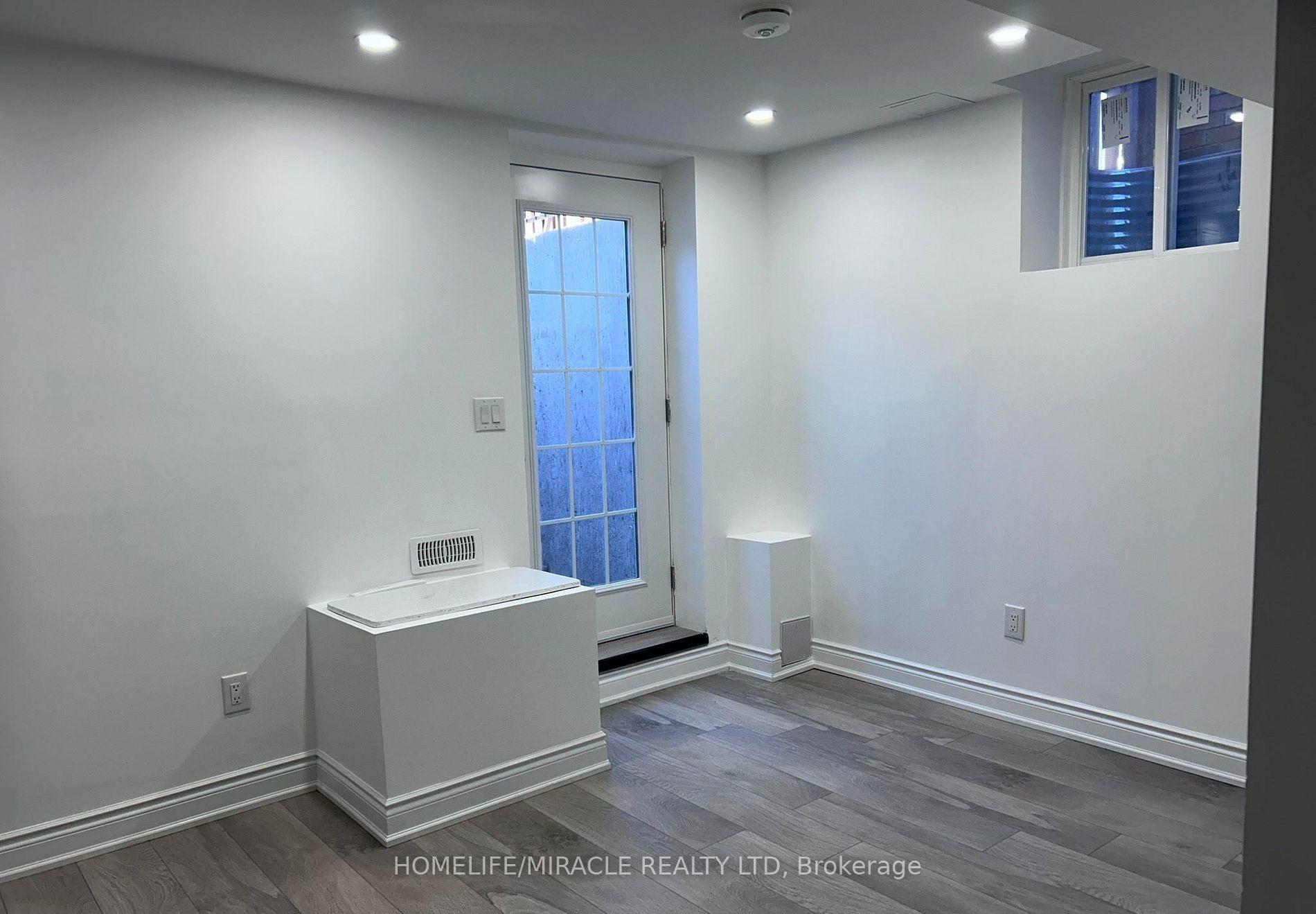 Photo 6 of Unit Bsmt, 172 Fandango Drive, Brampton, Credit Valley — HOMEH