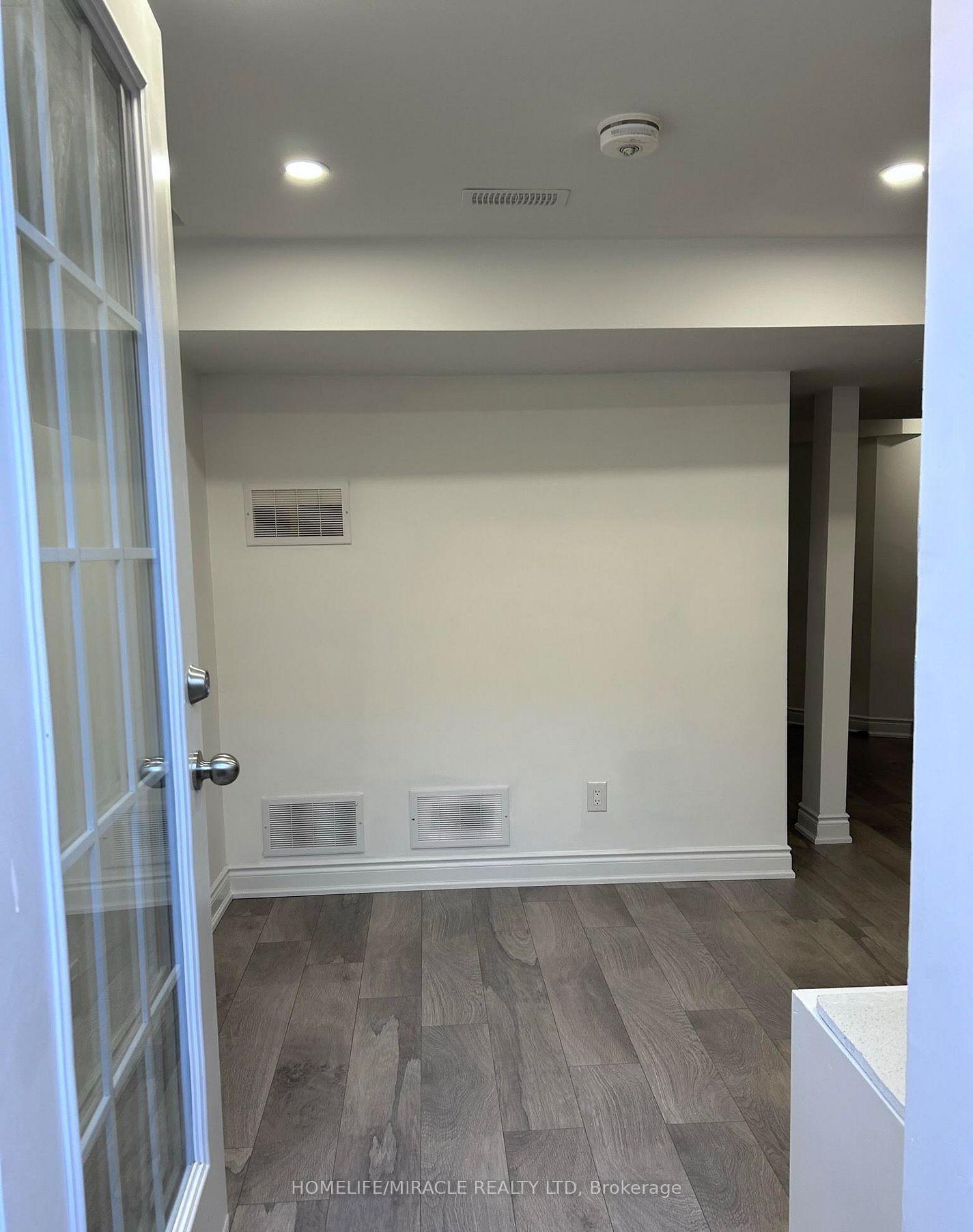Photo 9 of Unit Bsmt, 172 Fandango Drive, Brampton, Credit Valley — HOMEH