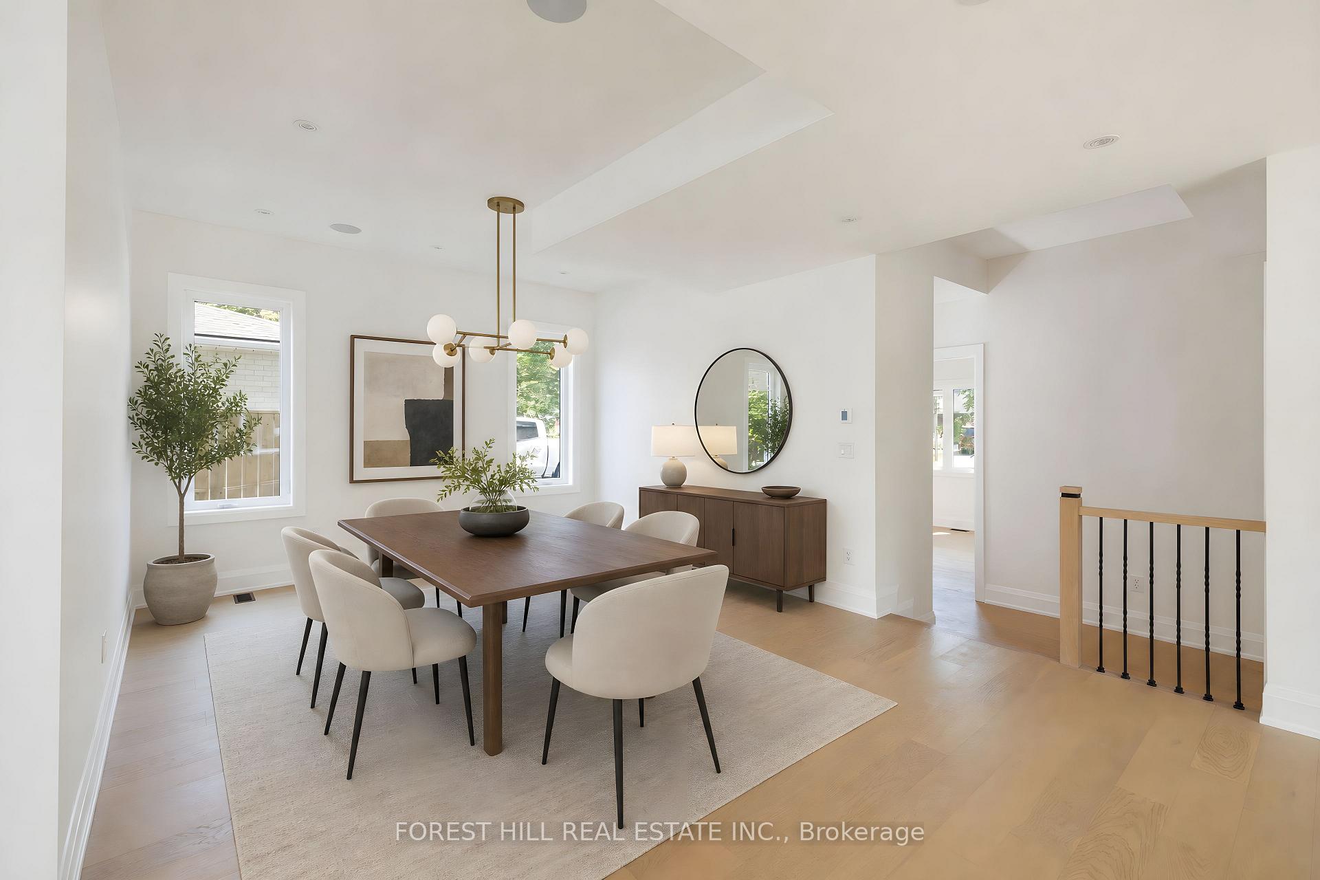 Photo 6 of 5 Cedar Crescent, Aurora, Aurora Village — HOMEH