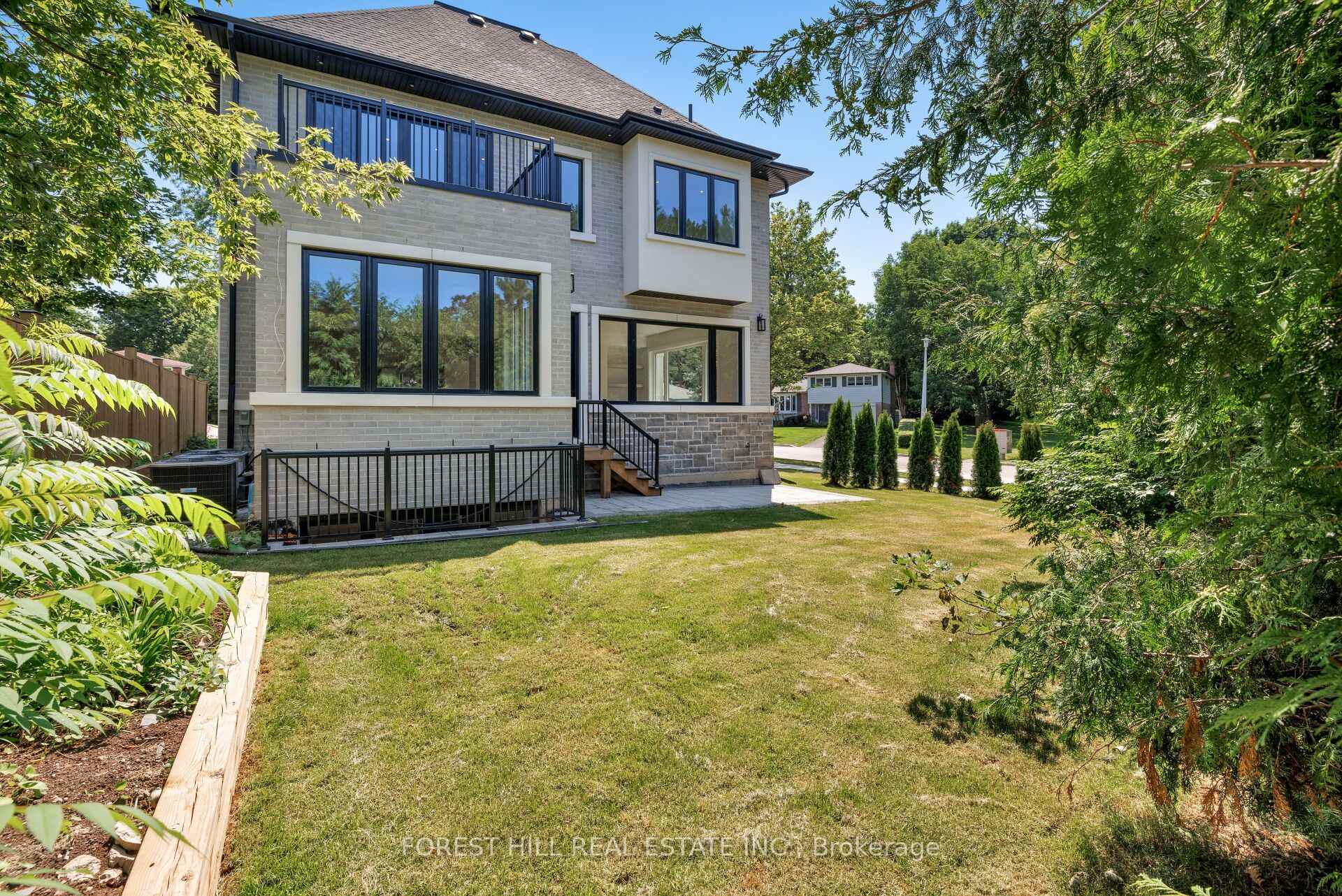 Photo 28 of 5 Cedar Crescent, Aurora, Aurora Village — HOMEH