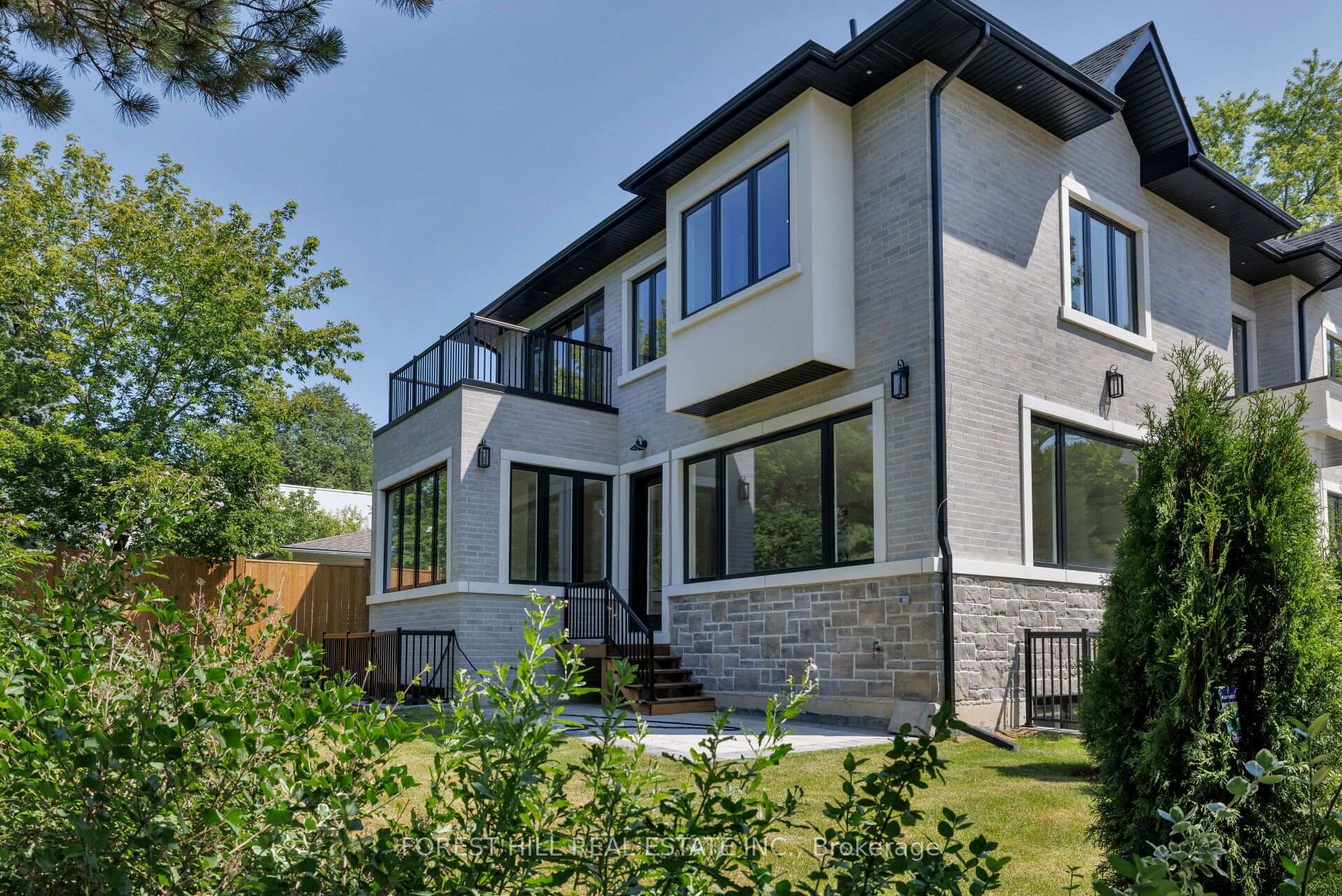 Photo 29 of 5 Cedar Crescent, Aurora, Aurora Village — HOMEH