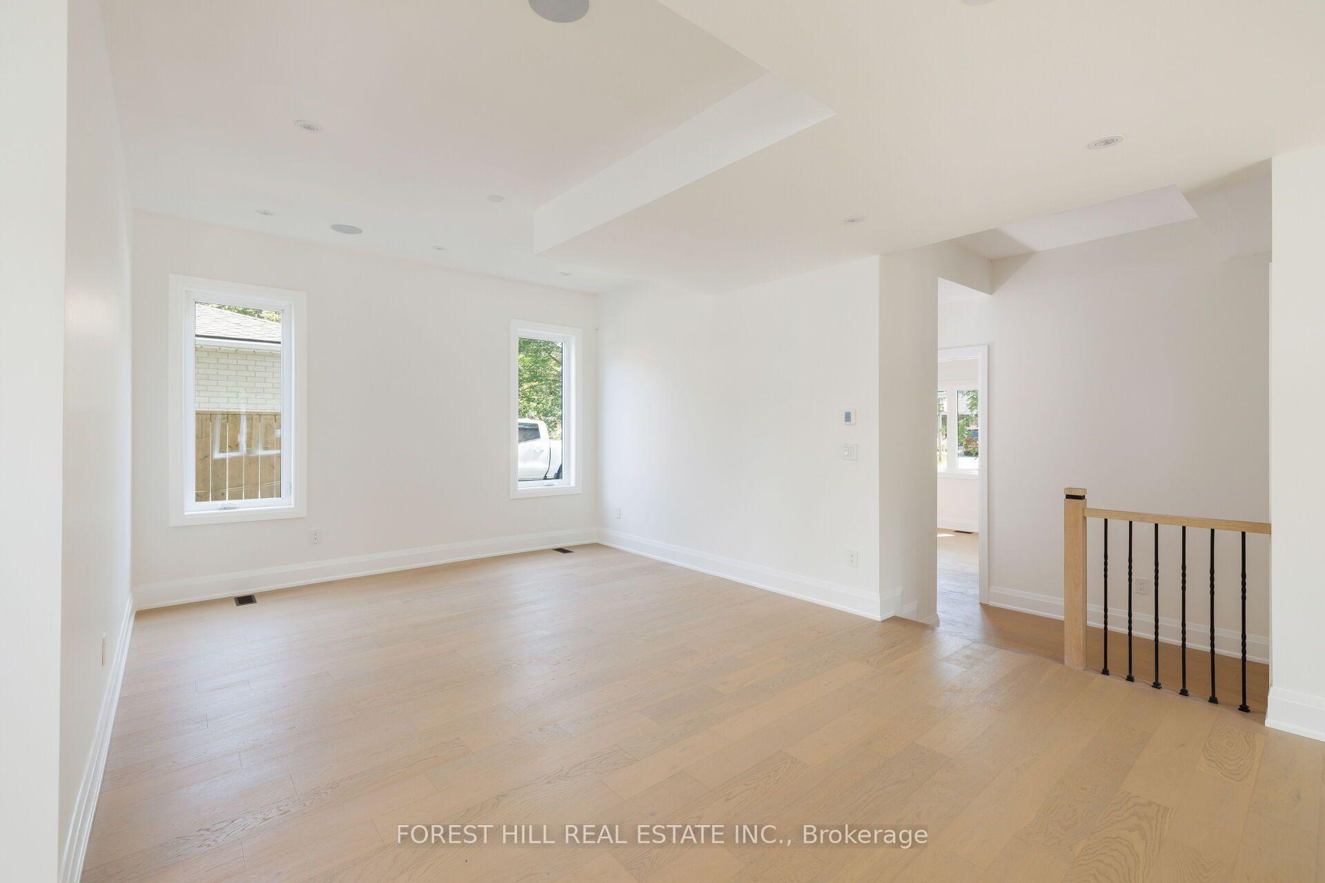 Photo 32 of 5 Cedar Crescent, Aurora, Aurora Village — HOMEH