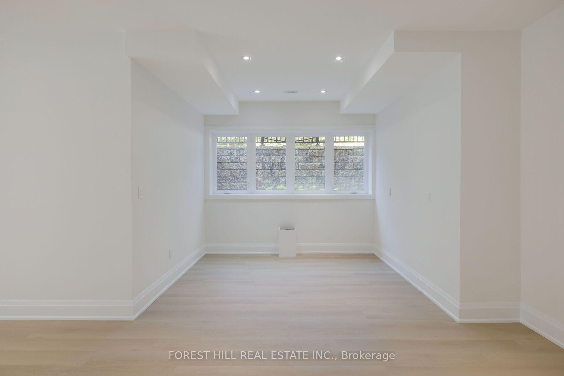 Photo 38 of 5 Cedar Crescent, Aurora, Aurora Village — HOMEH
