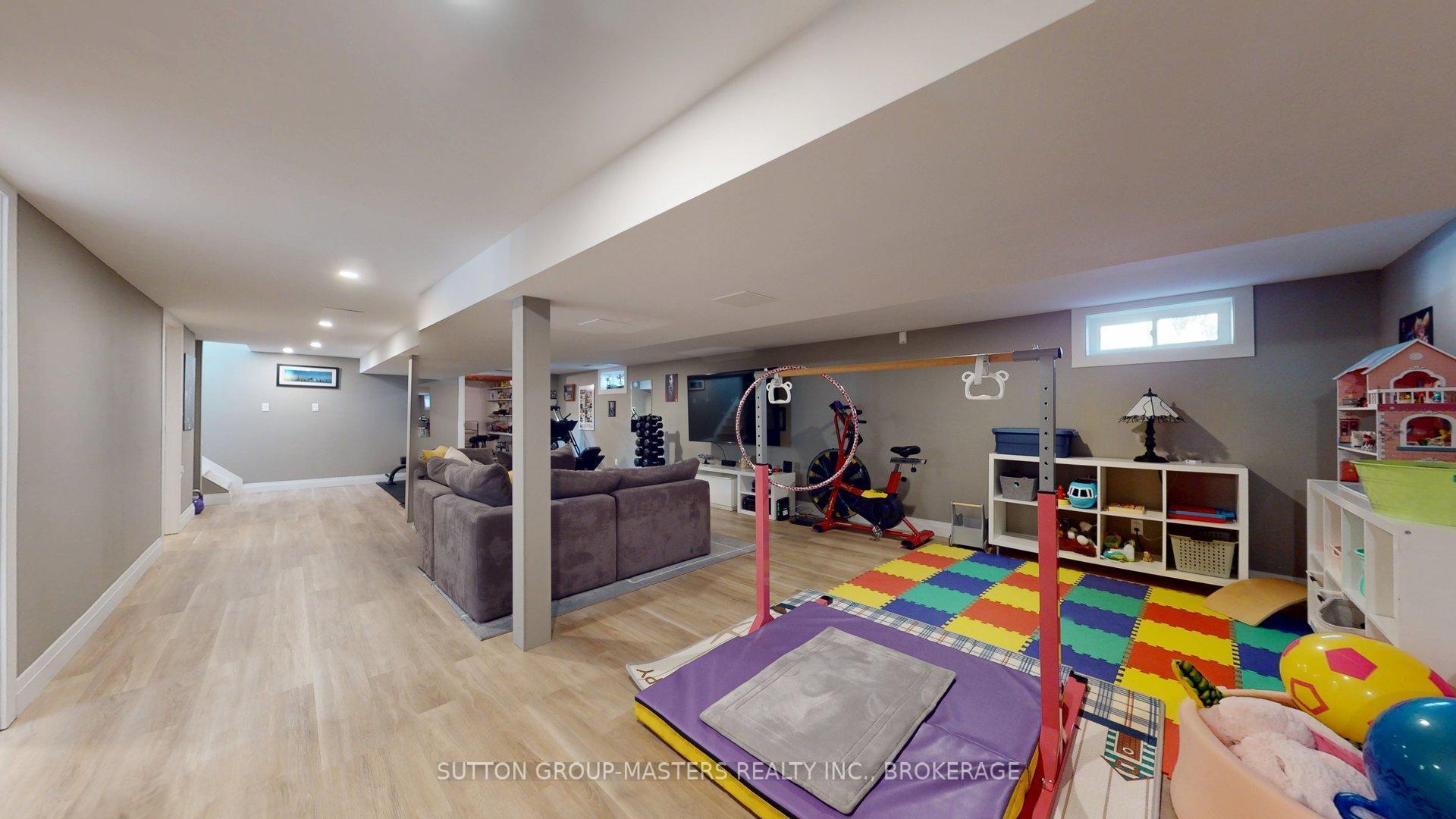 Photo 33 of 1196 Gladstone Way, Kingston, North of Taylor-Kidd Blvd — HOMEH