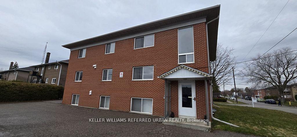 Photo of Unit 6, 303 Frontenac Avenue