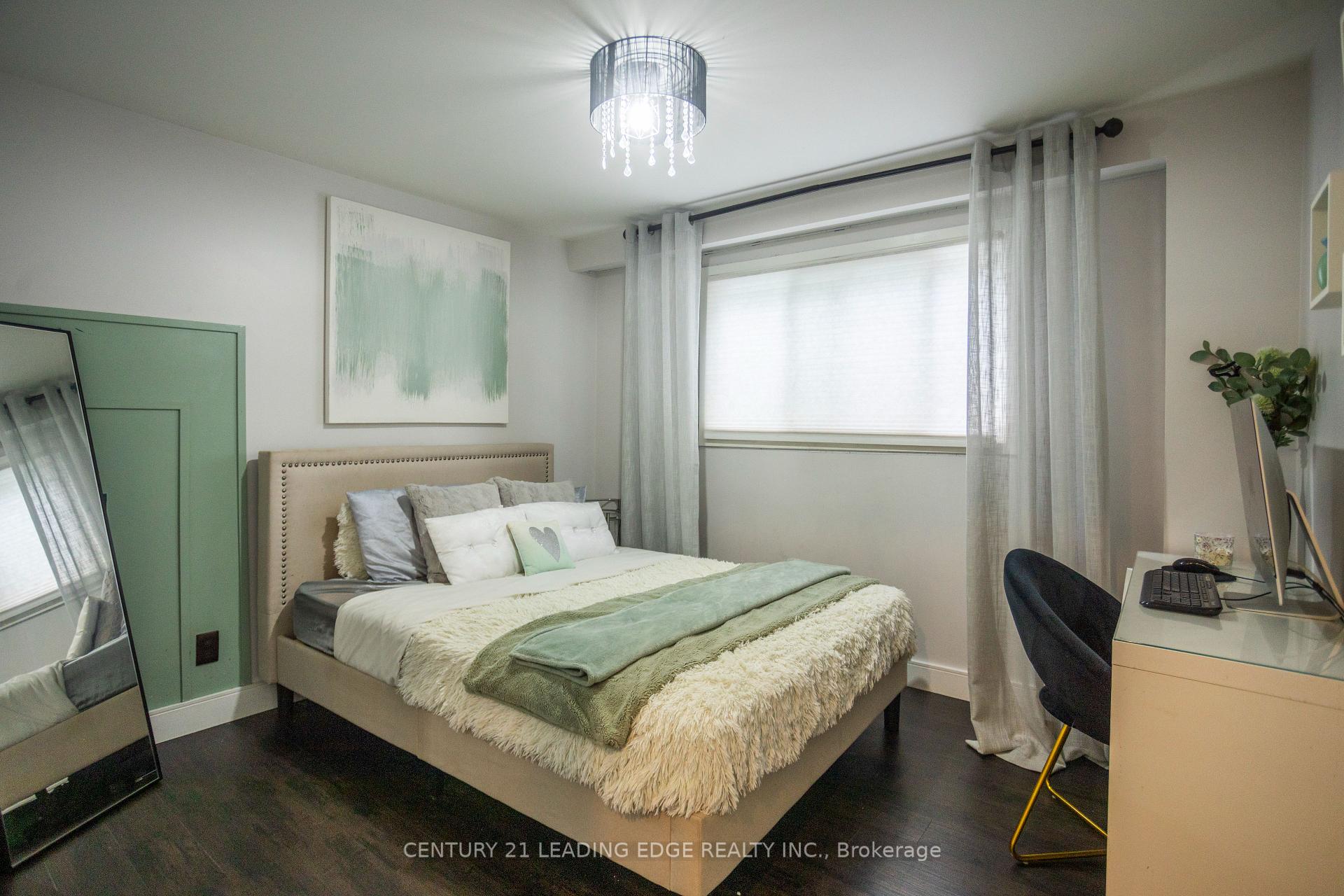Photo 21 of 912 Vistula Drive, Pickering, West Shore — HOMEH