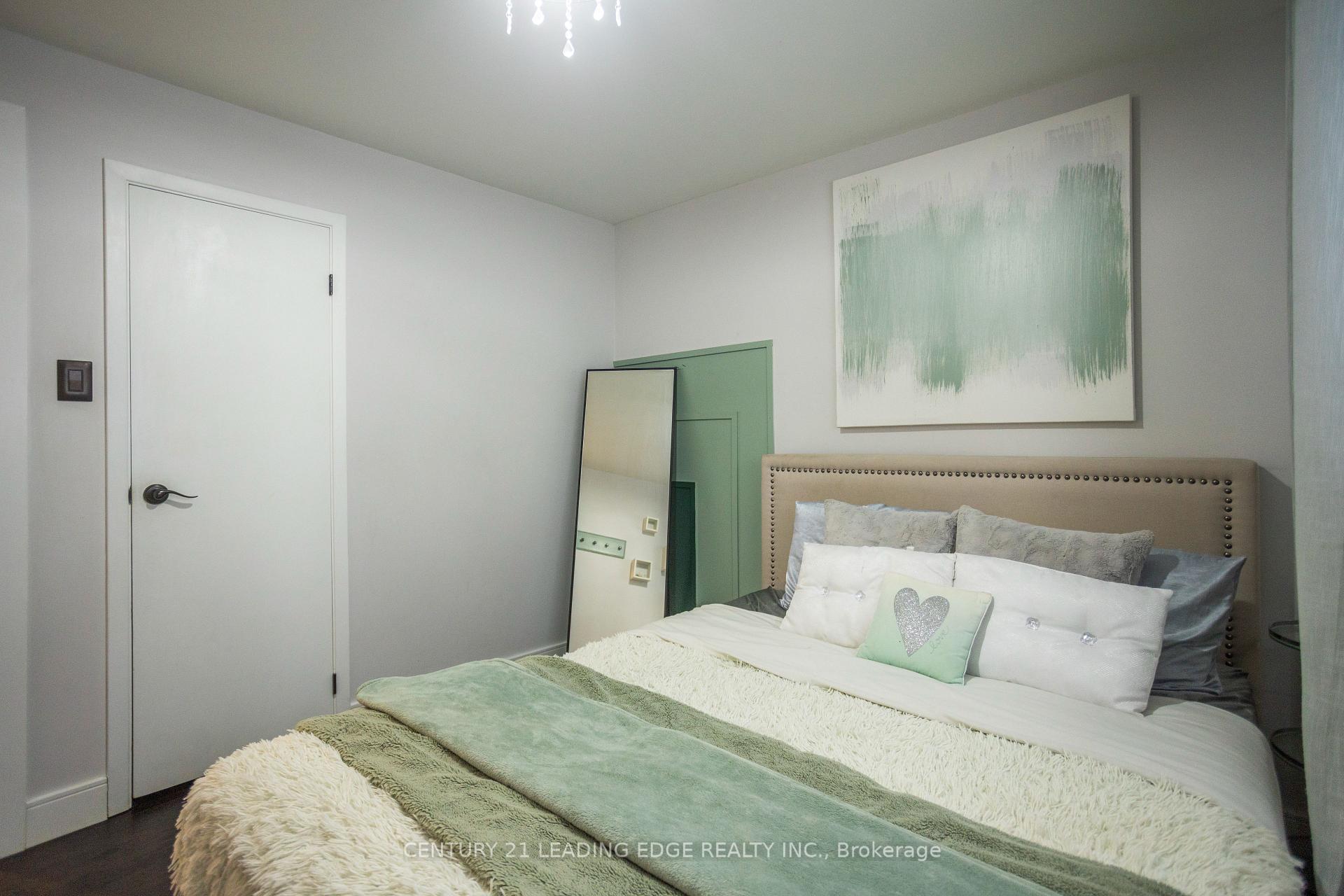 Photo 22 of 912 Vistula Drive, Pickering, West Shore — HOMEH